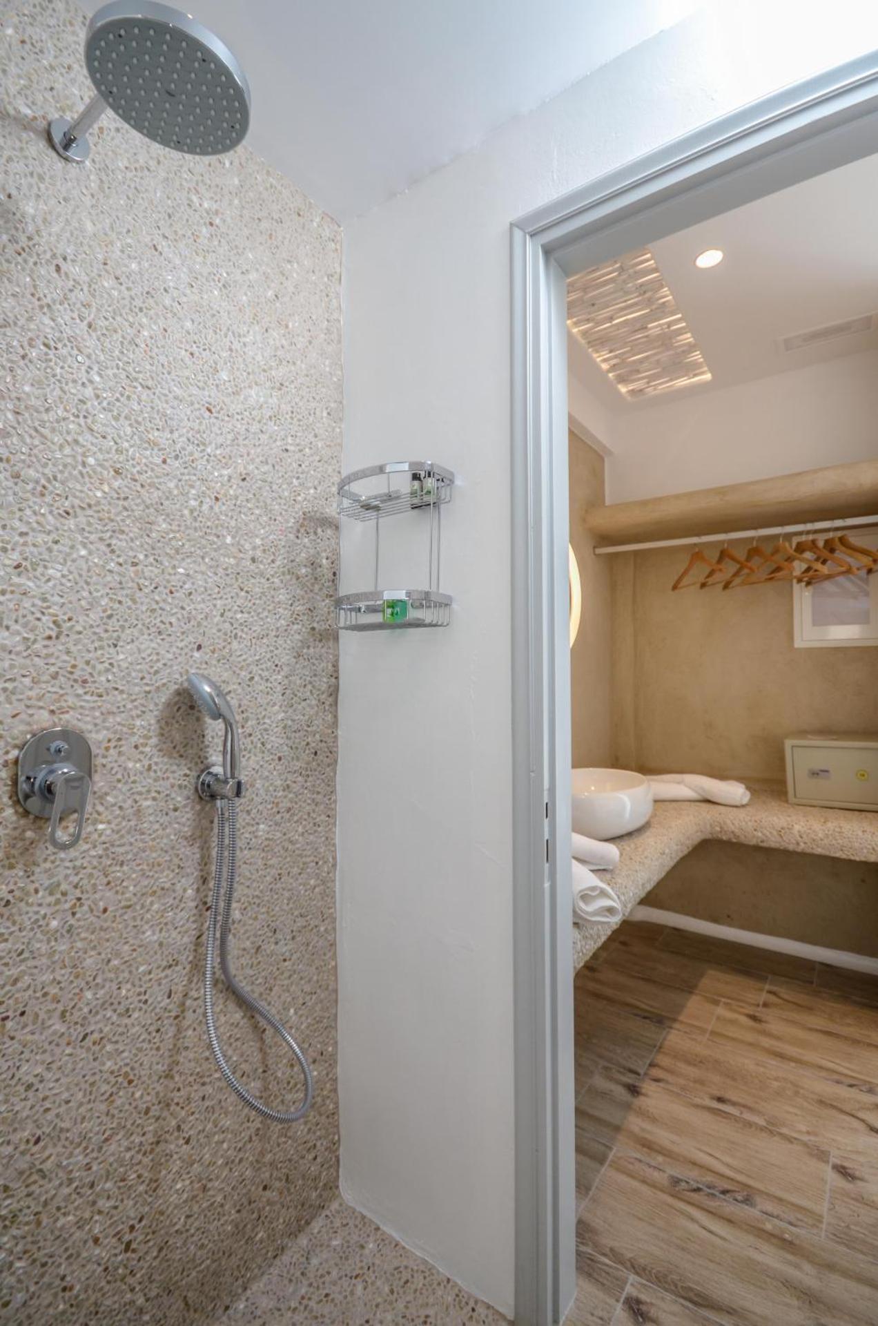 Villa Adriana Hotel - Photo 60