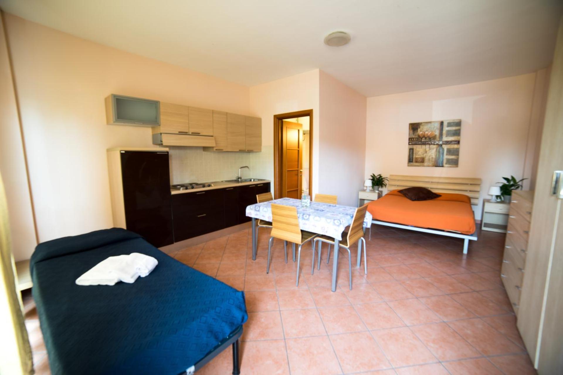 Standard Triple Studio