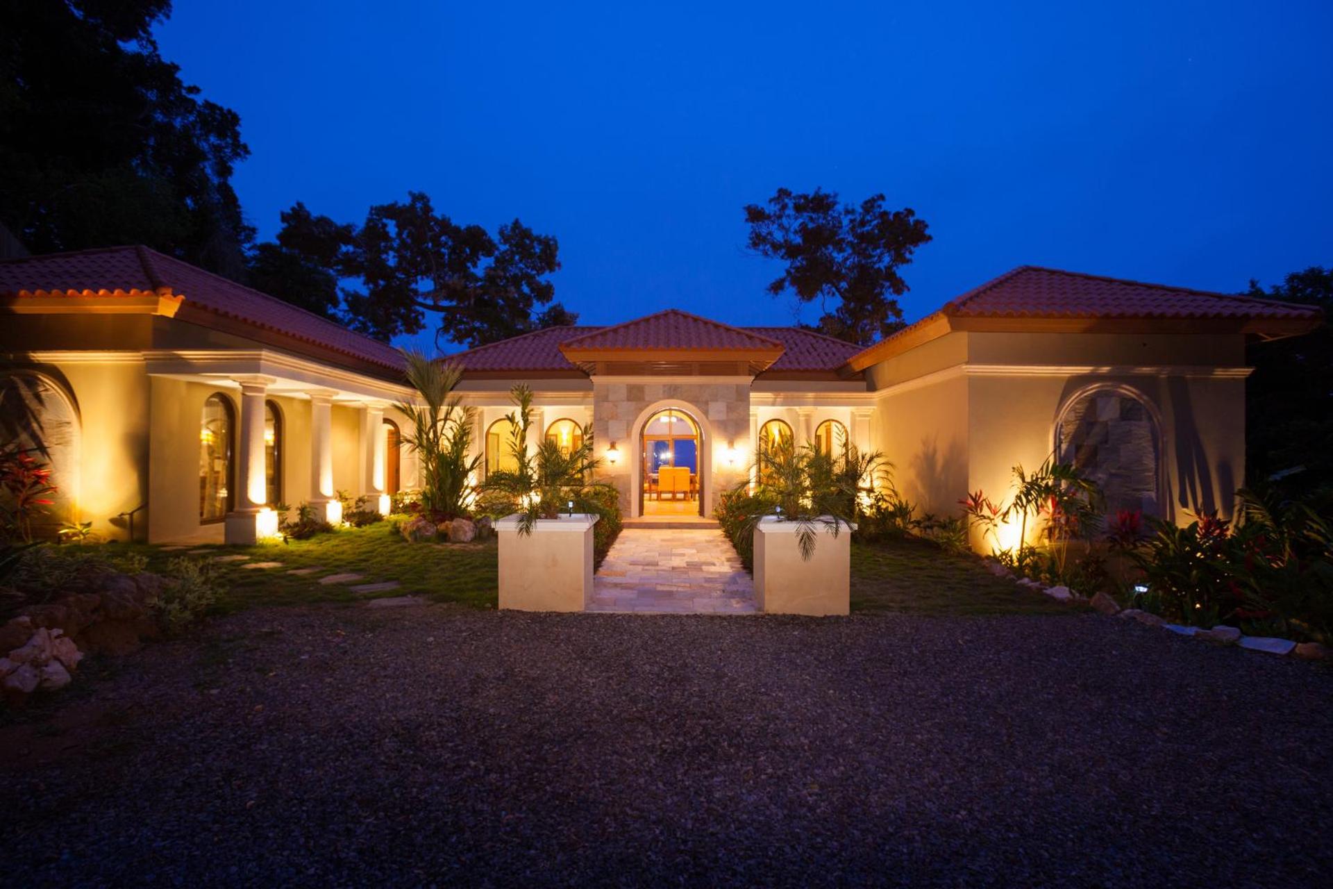 La Colina - 3 Bedrooms - Photo 8