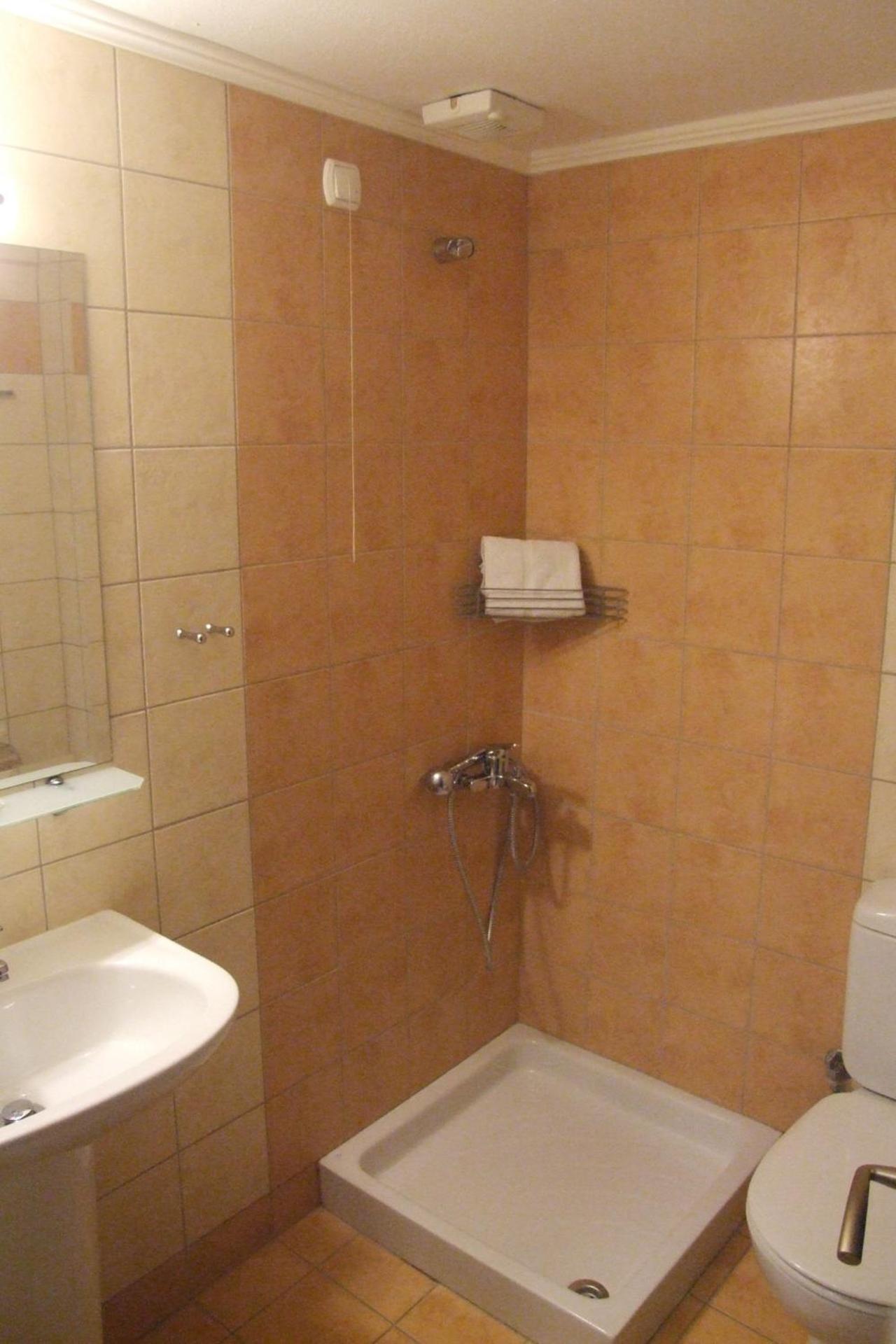 Hotel Georgios - Photo 5