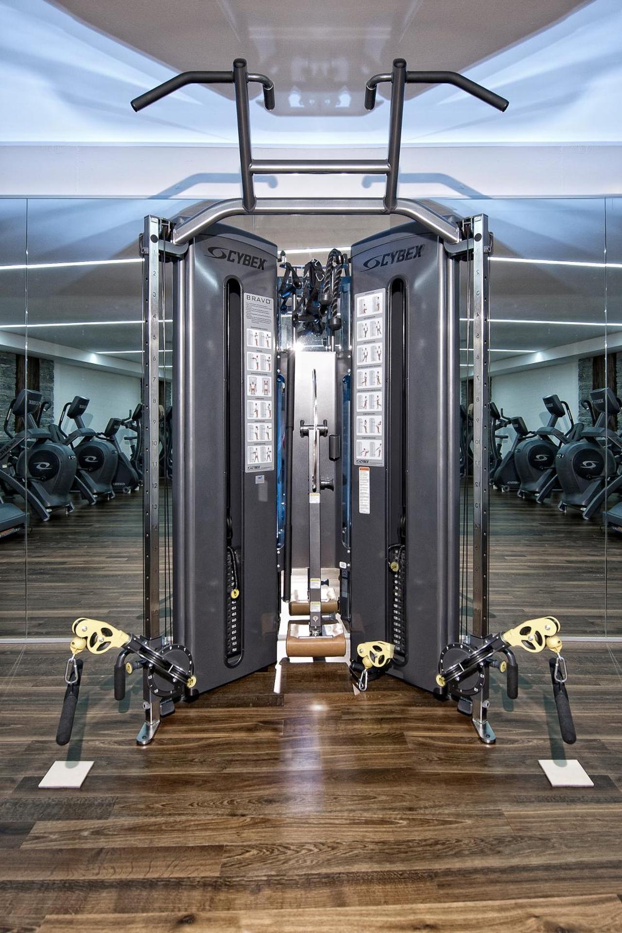 Hotel Phoenix - Photo 19