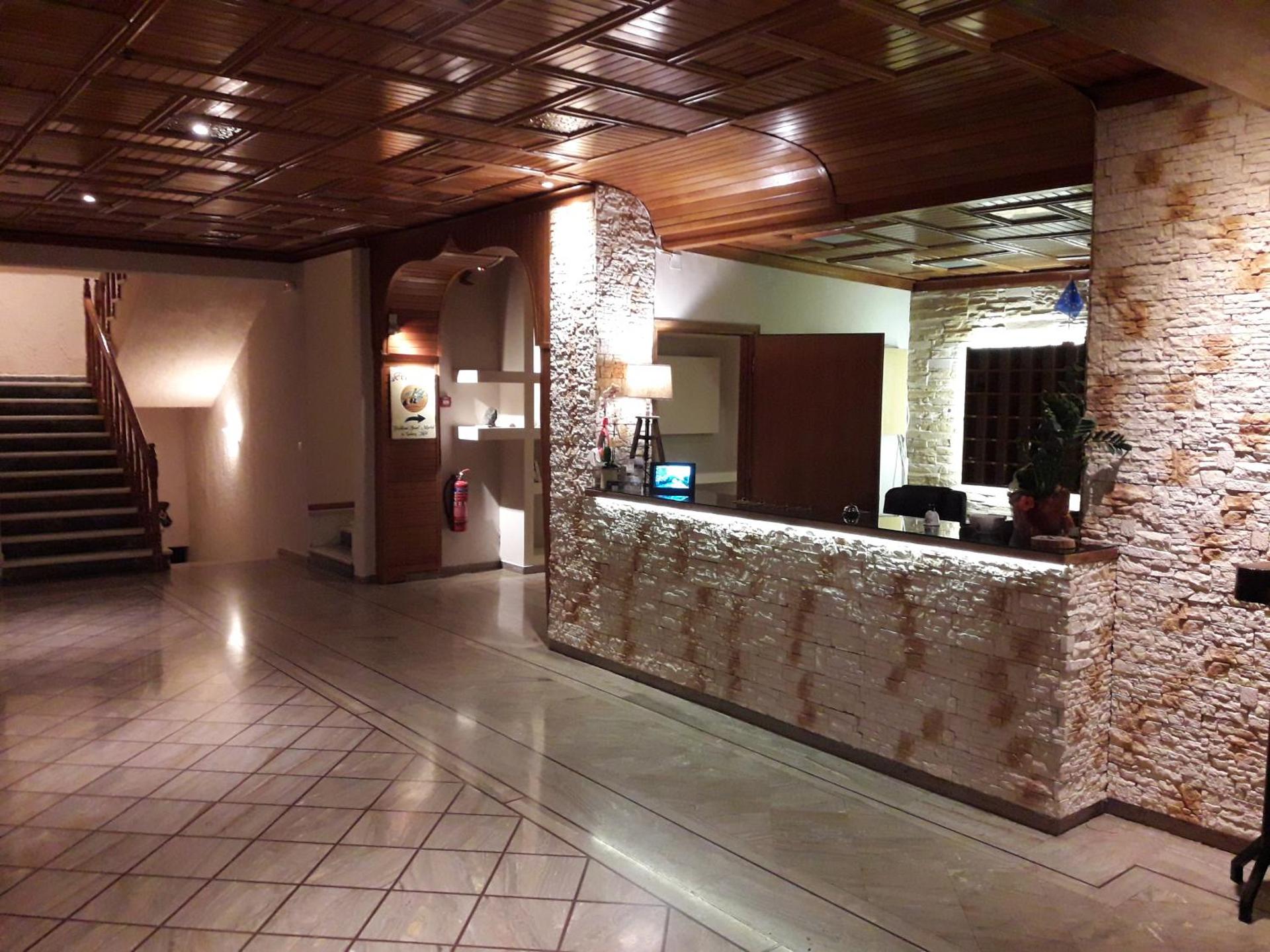 Galaxy Hotel - Photo 37