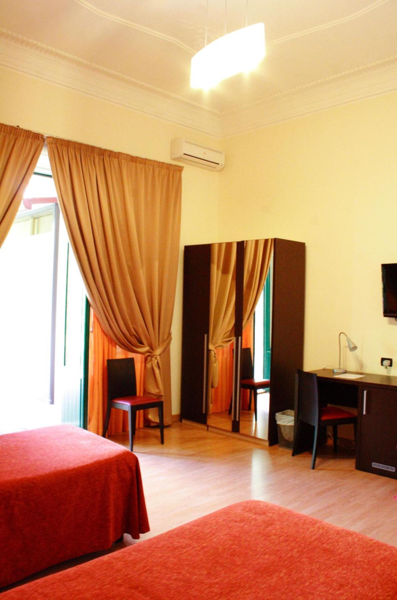 San Max Hotel - Photo 24