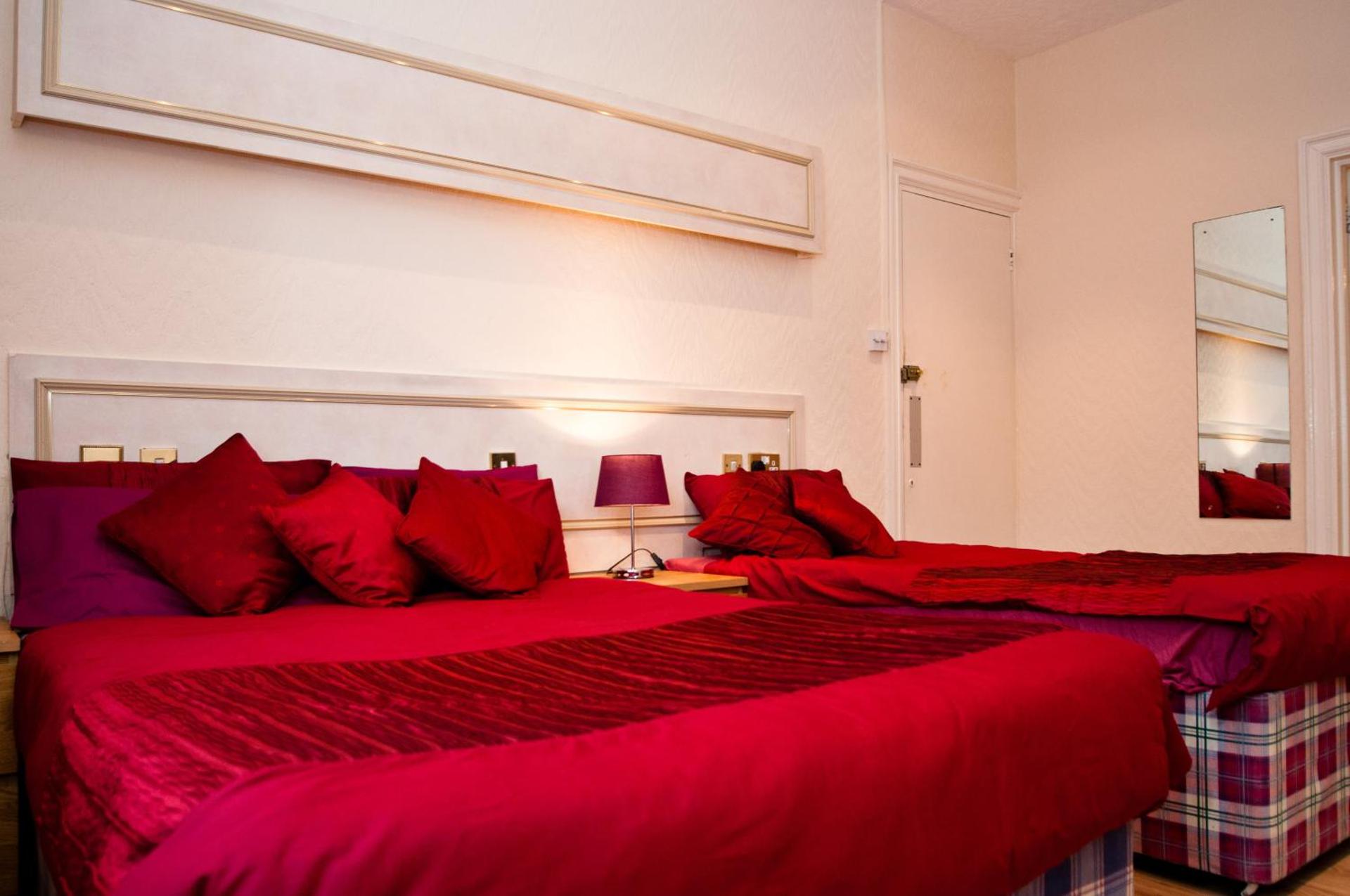 Cumberland Apartments - Photo 18