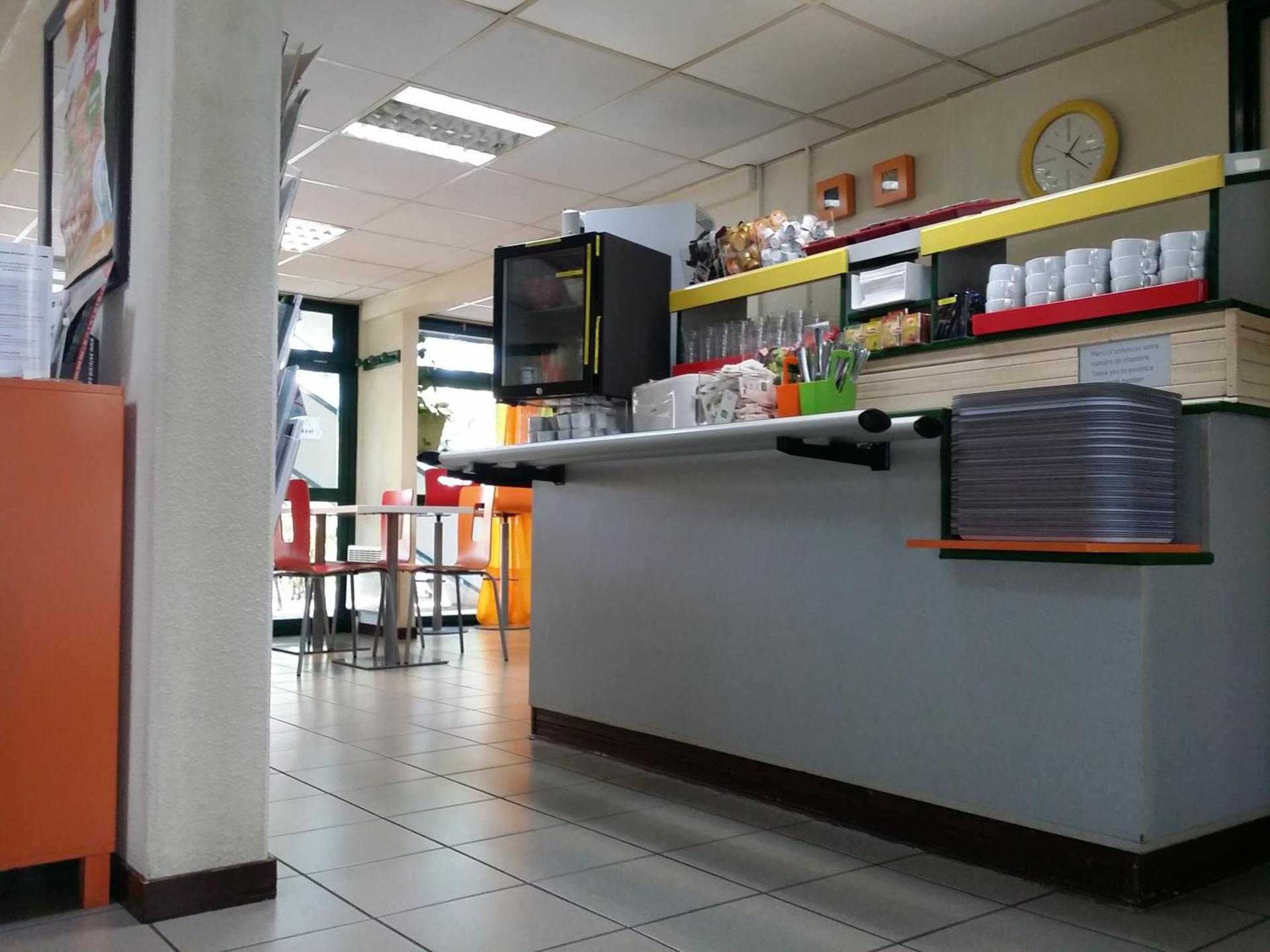 Premiere Classe Brive La Gaillarde Ouest - Photo 8