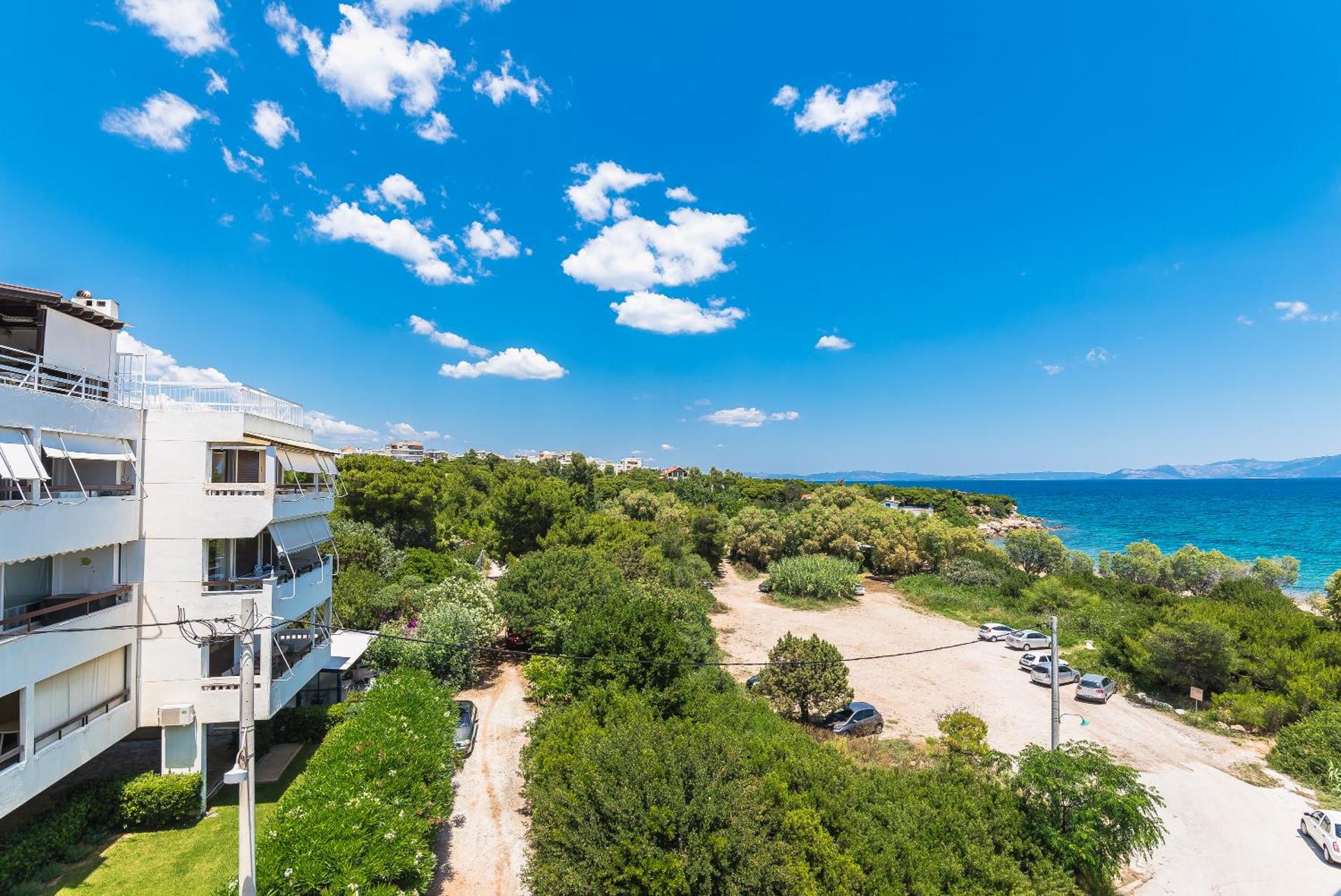 Seaside Apartment - Photo 8