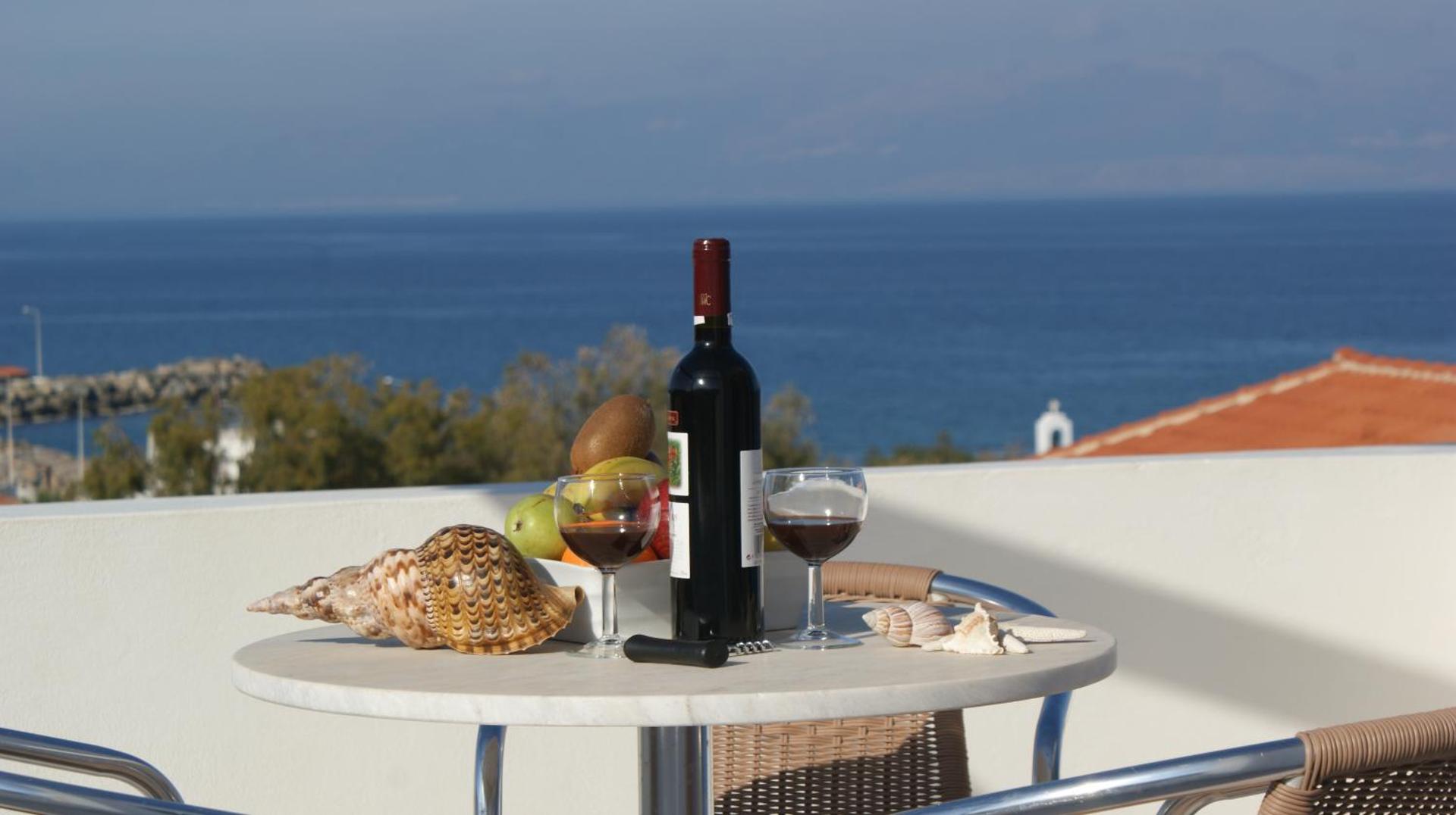 Venardos Hotel - Photo 54