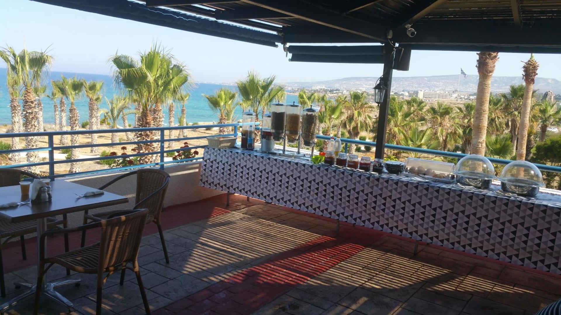 Helios Bay Hotel and Suites - Photo 5