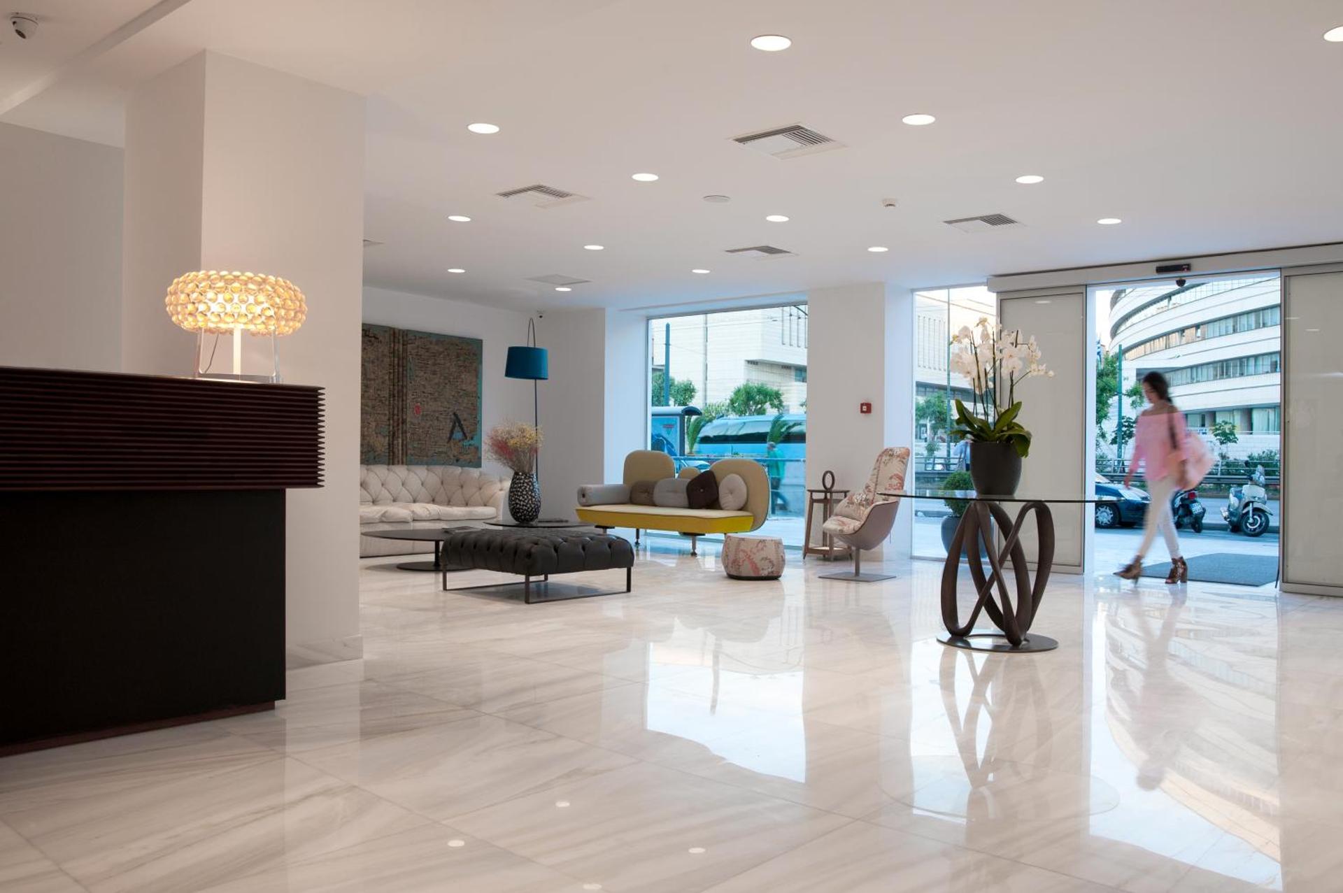 Athenaeum Grand Hotel - Photo 30