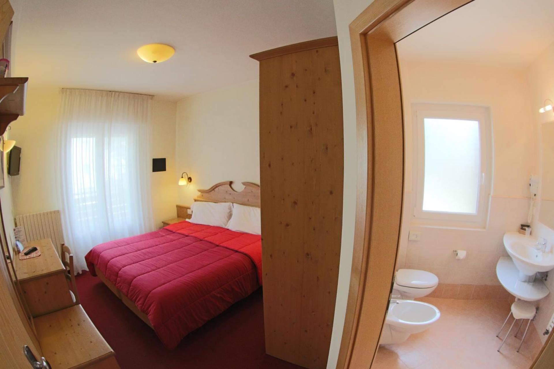 Liz Hotel & Apartments - Photo 50