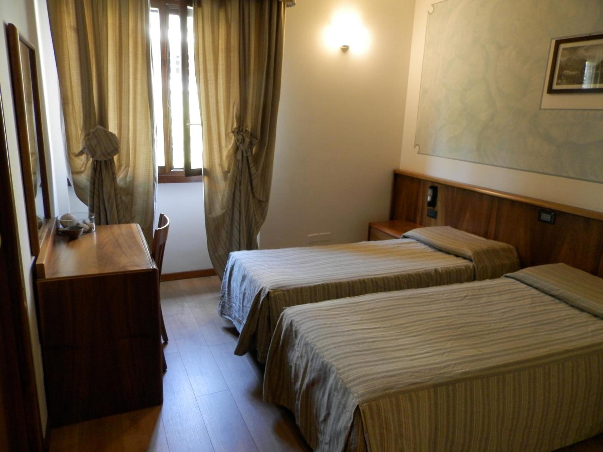 Continental Hotel - Photo 91