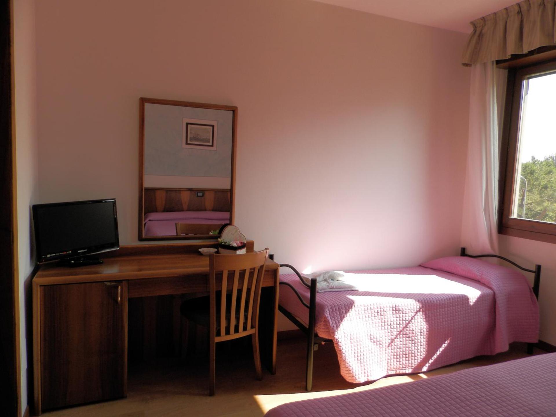 Continental Hotel - Photo 42