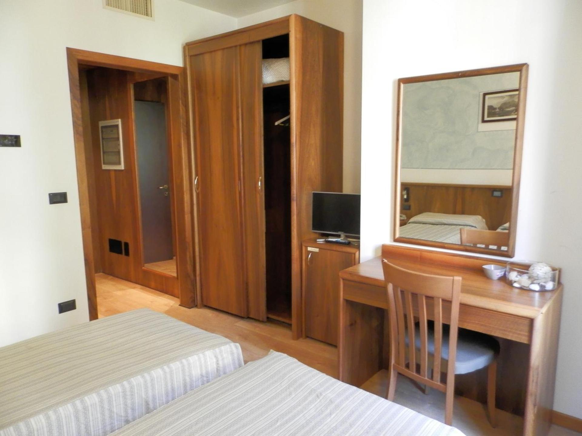 Continental Hotel - Photo 93