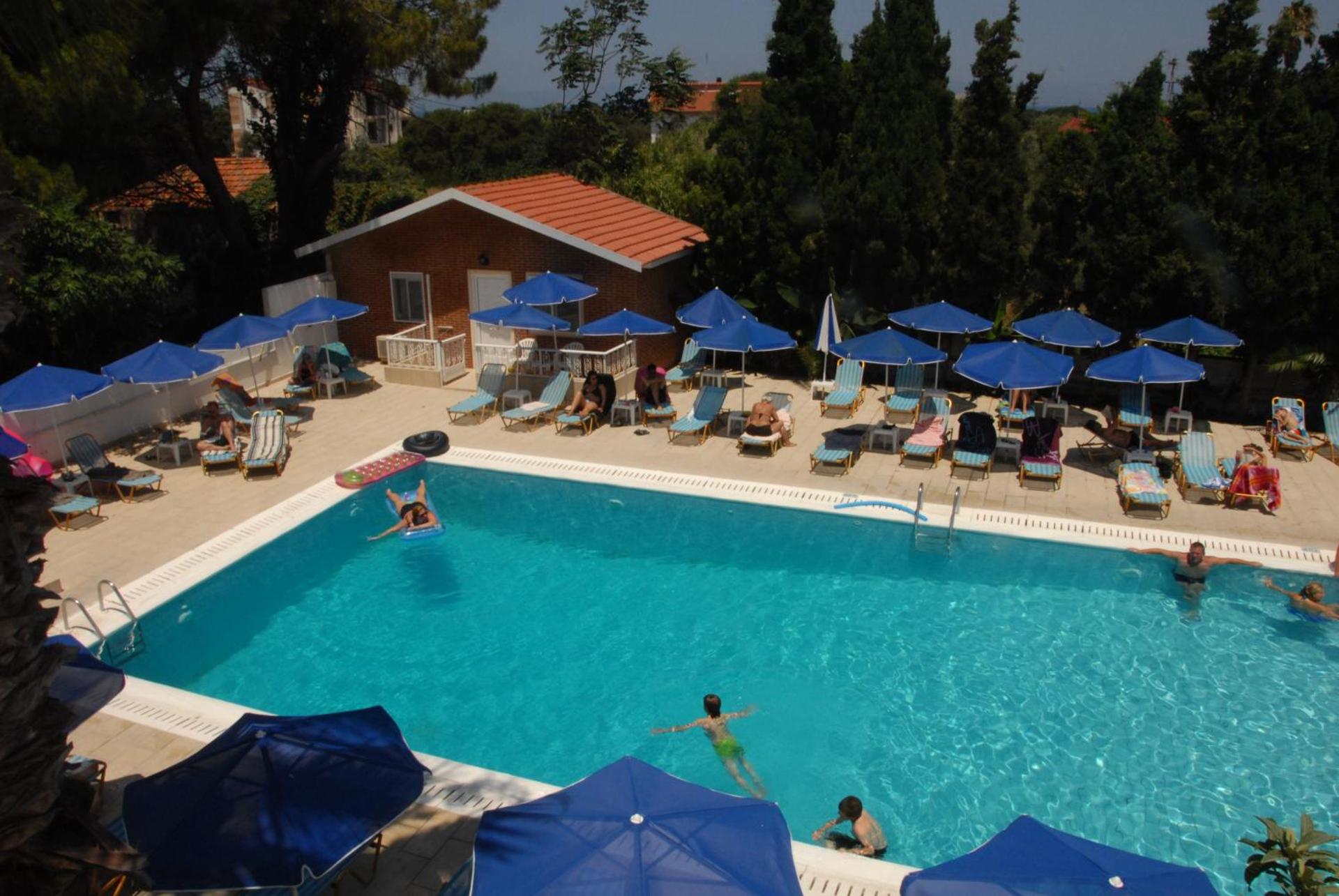 Paleos Hotel Apartments - Photo 39