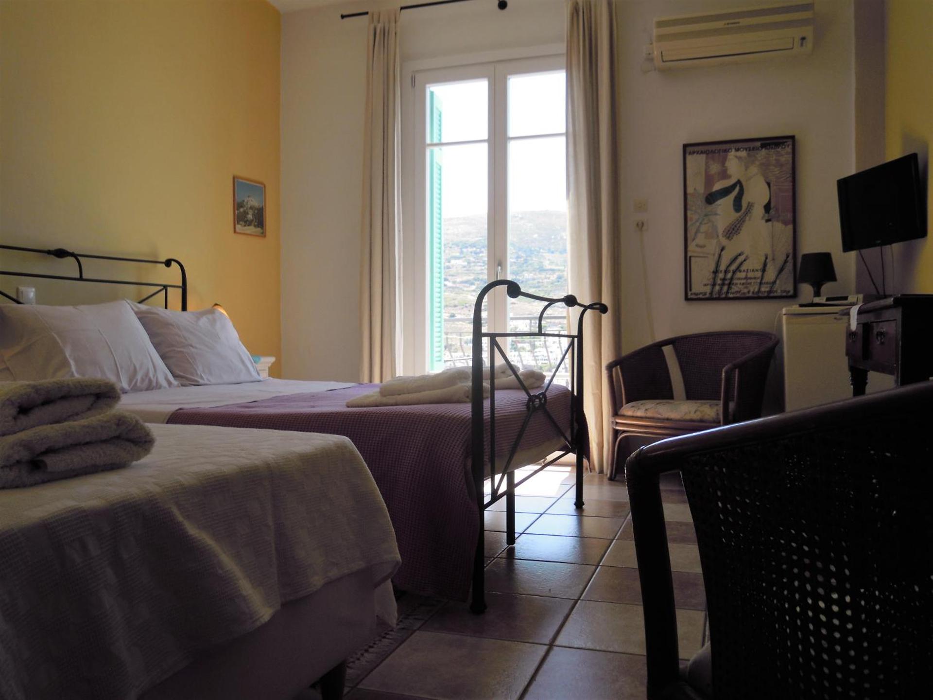 Blue Dolphin - Photo 4