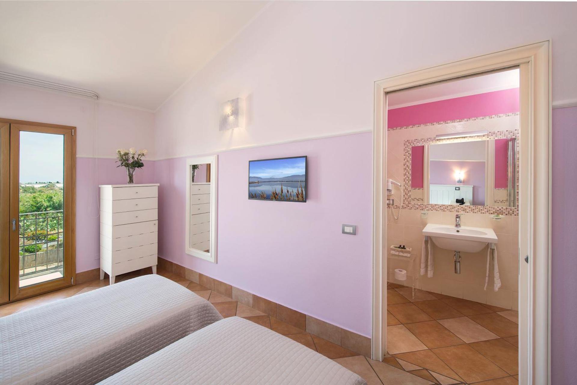 Marin Hotel - Photo 45