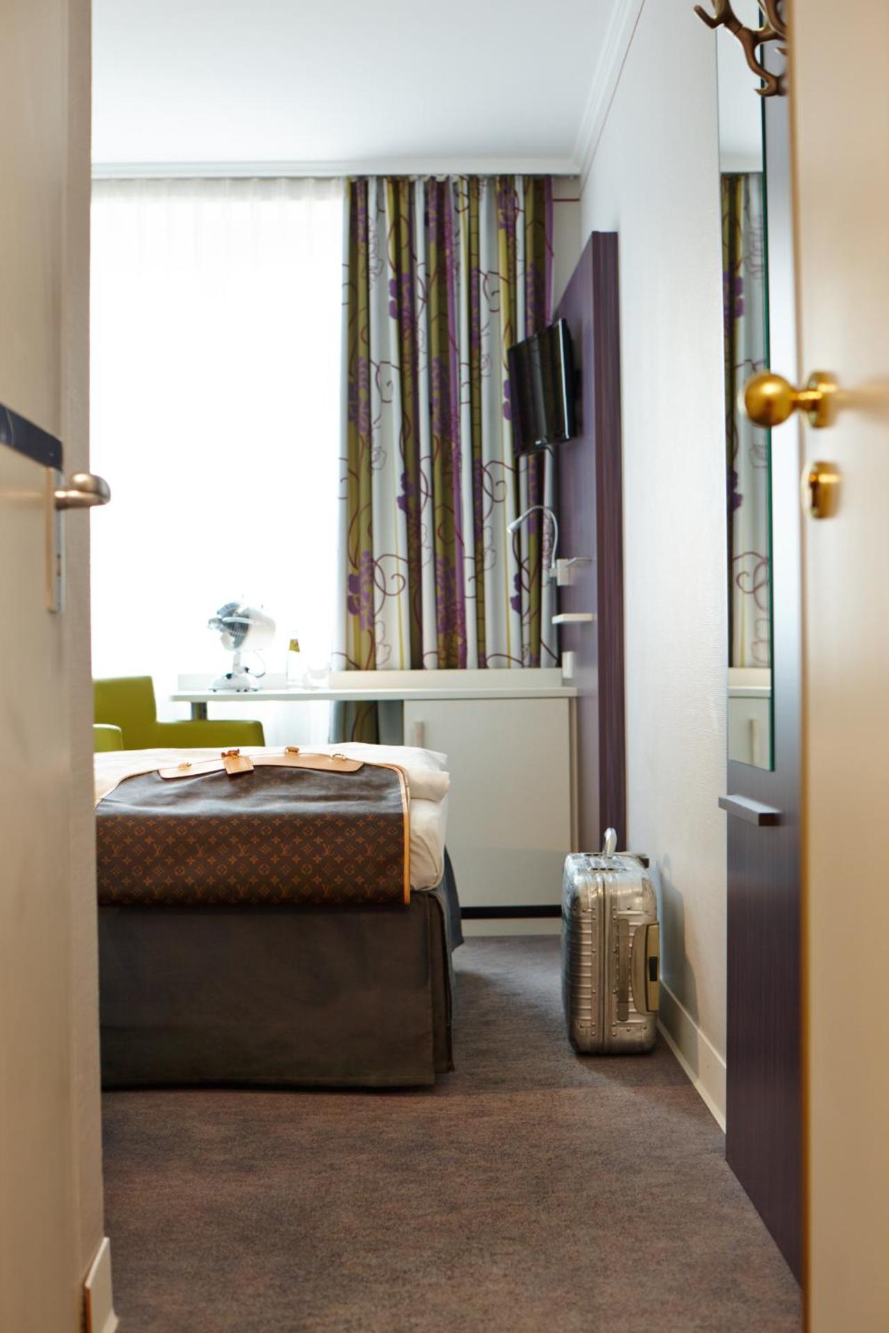 Hotel Concorde - Photo 40