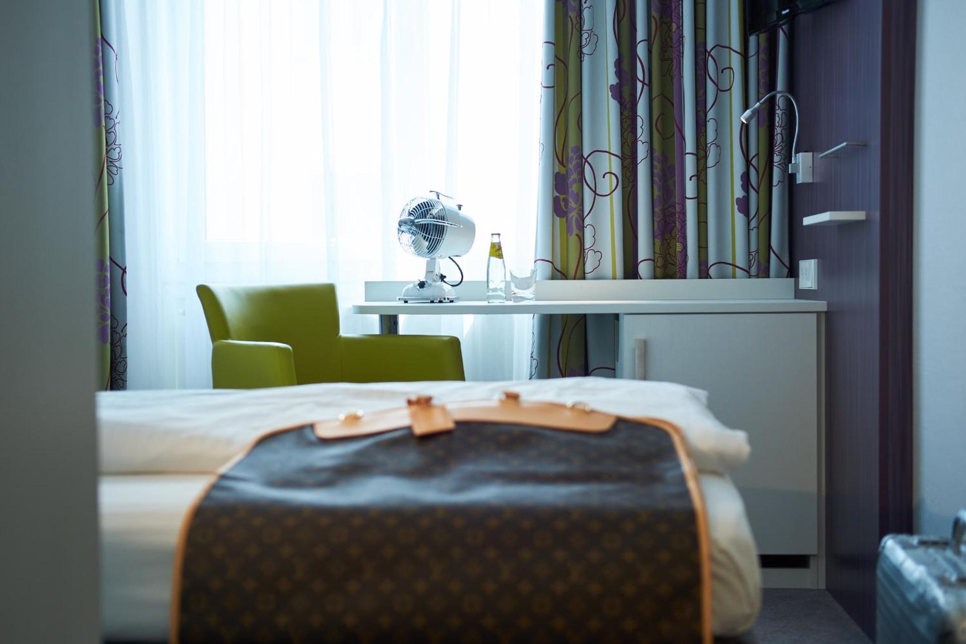 Hotel Concorde - Photo 39