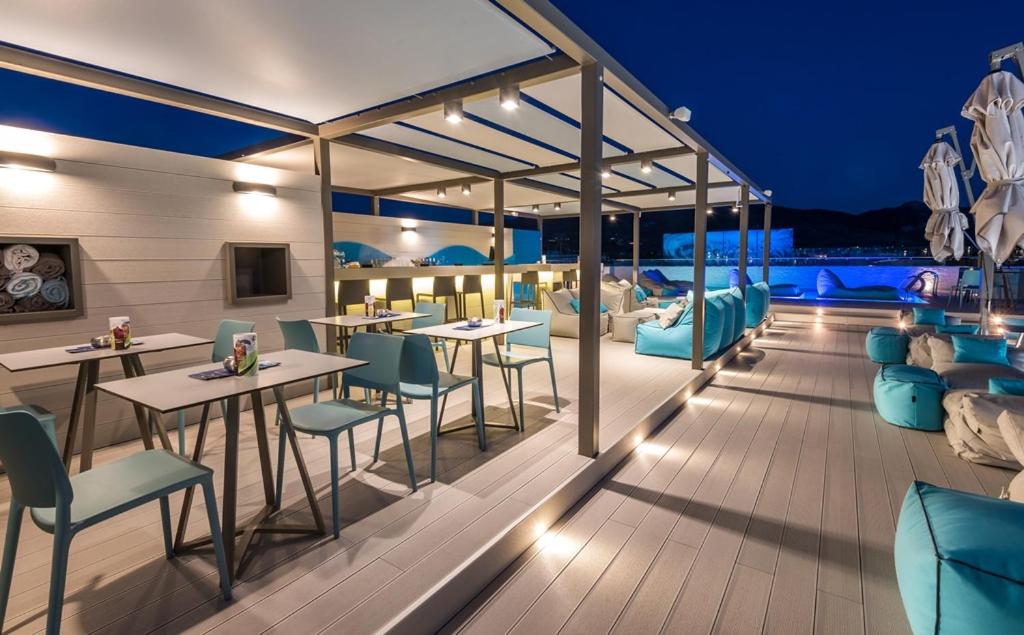 Maritina Hotel - Photo 37