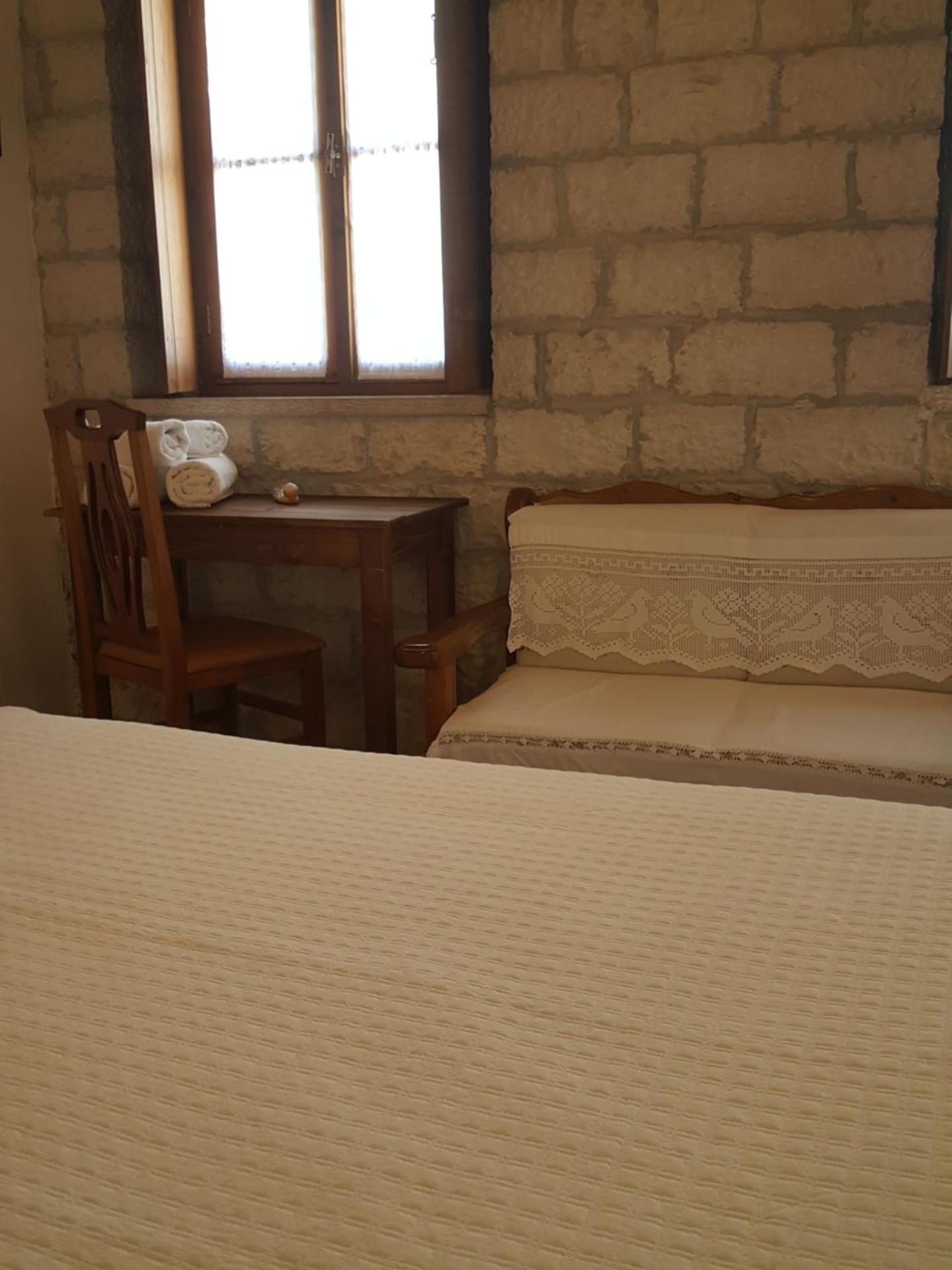 Hotel Gjirokastra - Photo 48