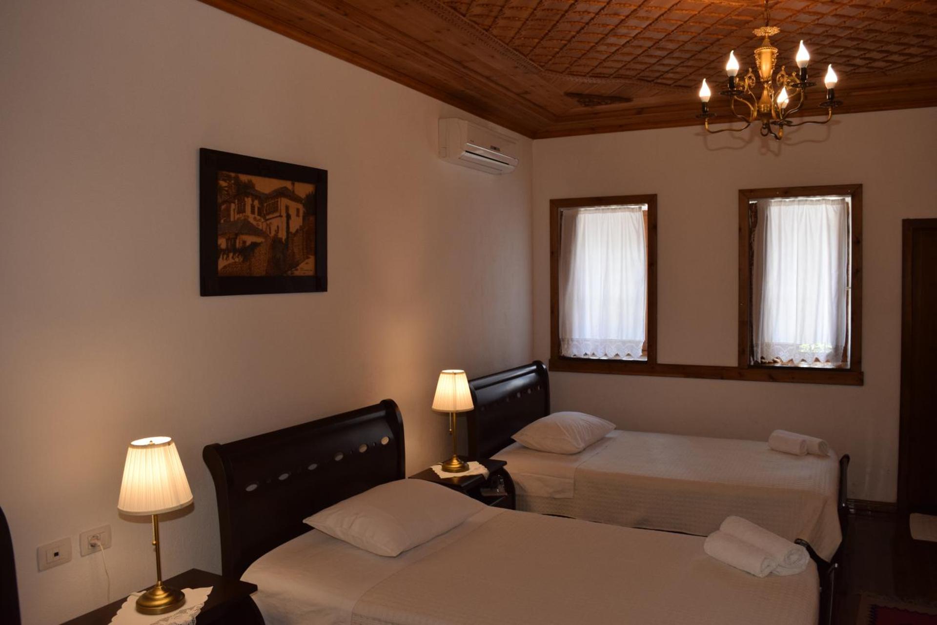 Hotel Gjirokastra - Photo 12