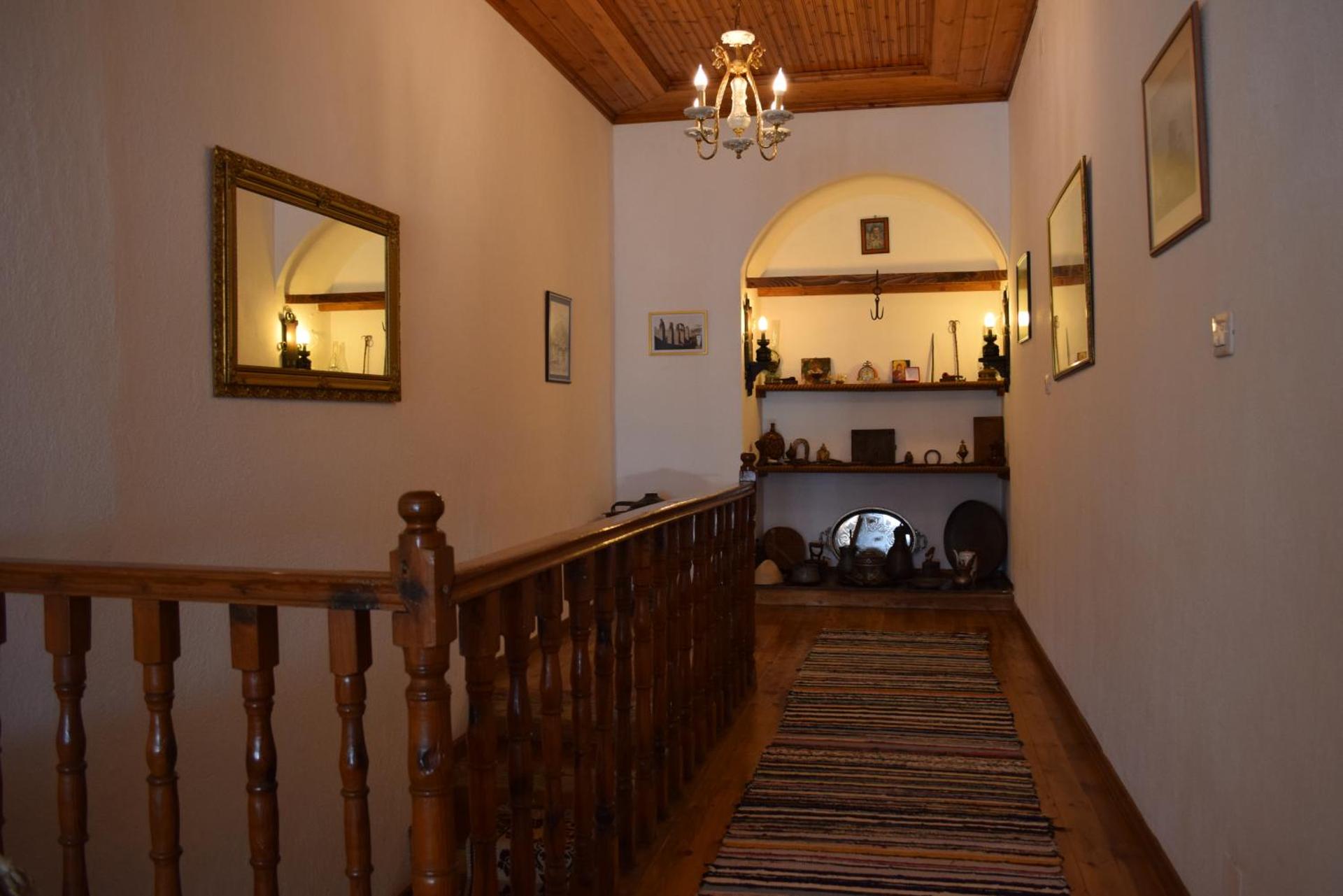 Hotel Gjirokastra - Photo 31
