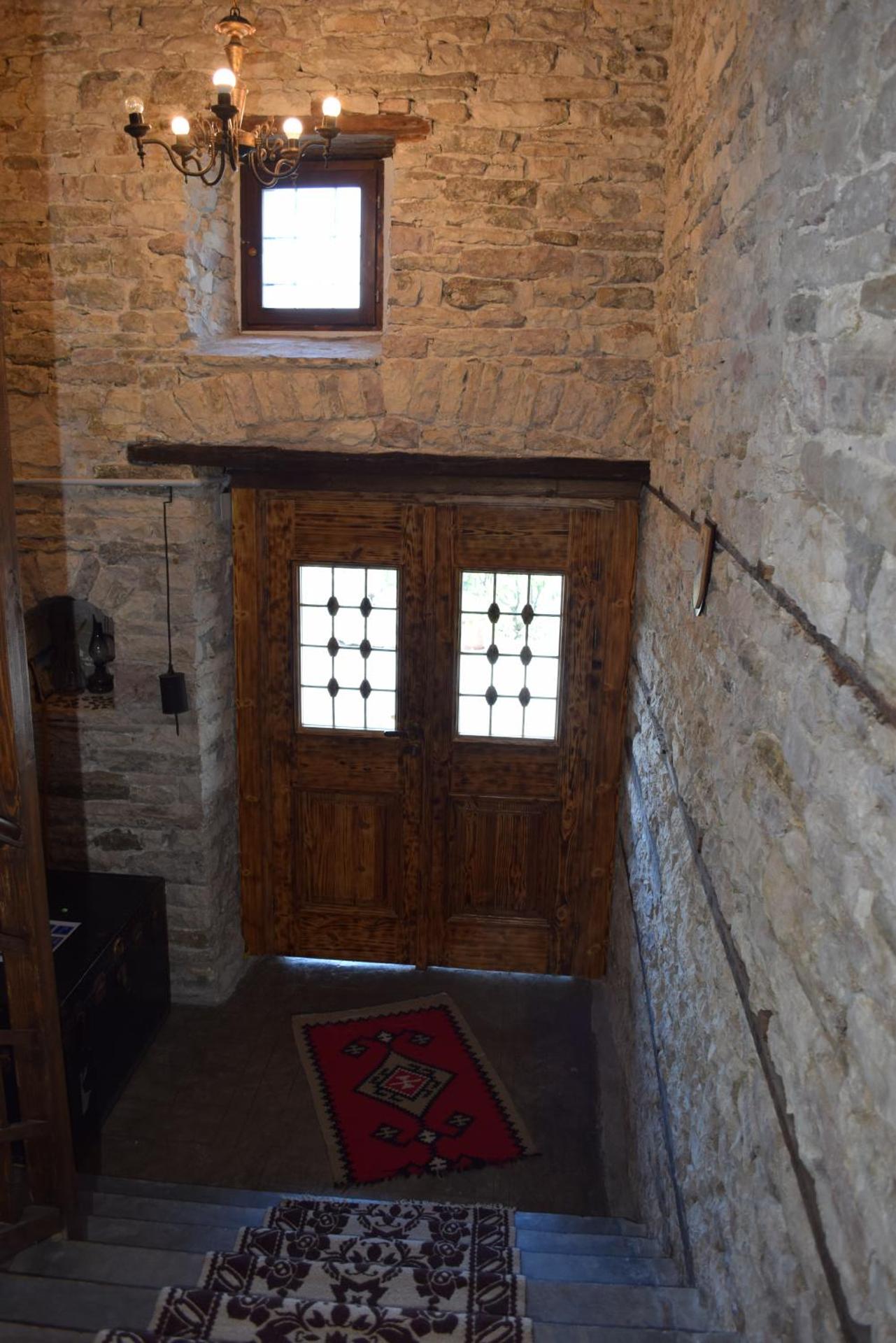 Hotel Gjirokastra - Photo 90