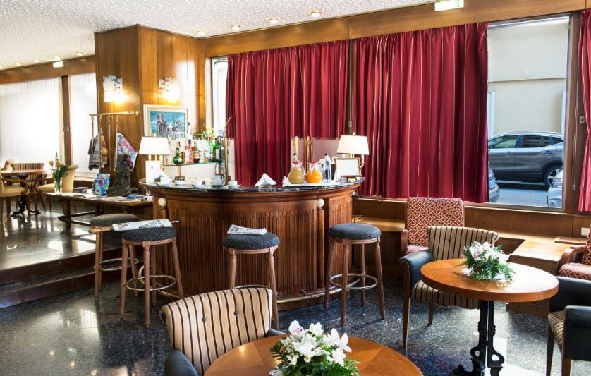 Hotel Royal Palace - Photo 50