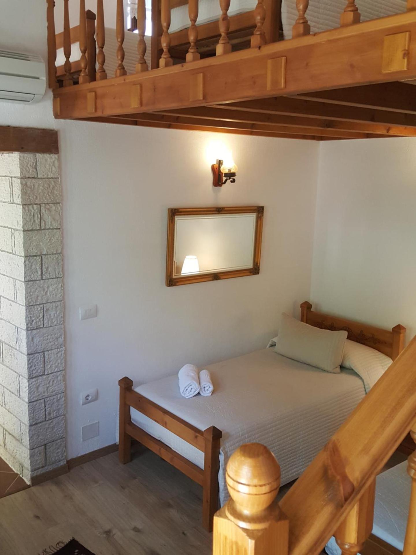 Hotel Gjirokastra - Photo 35