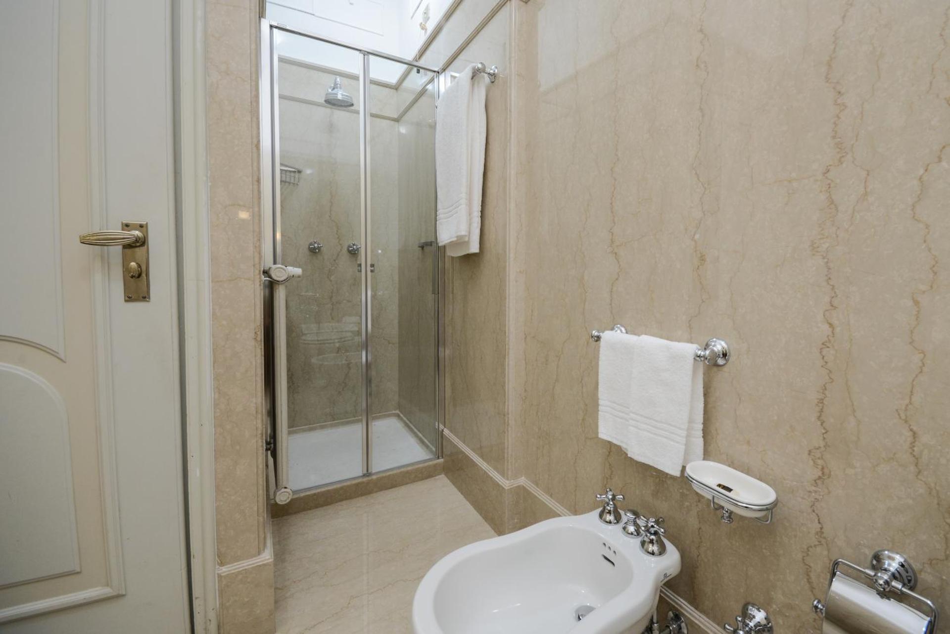 Hotel Vittoria - Photo 16