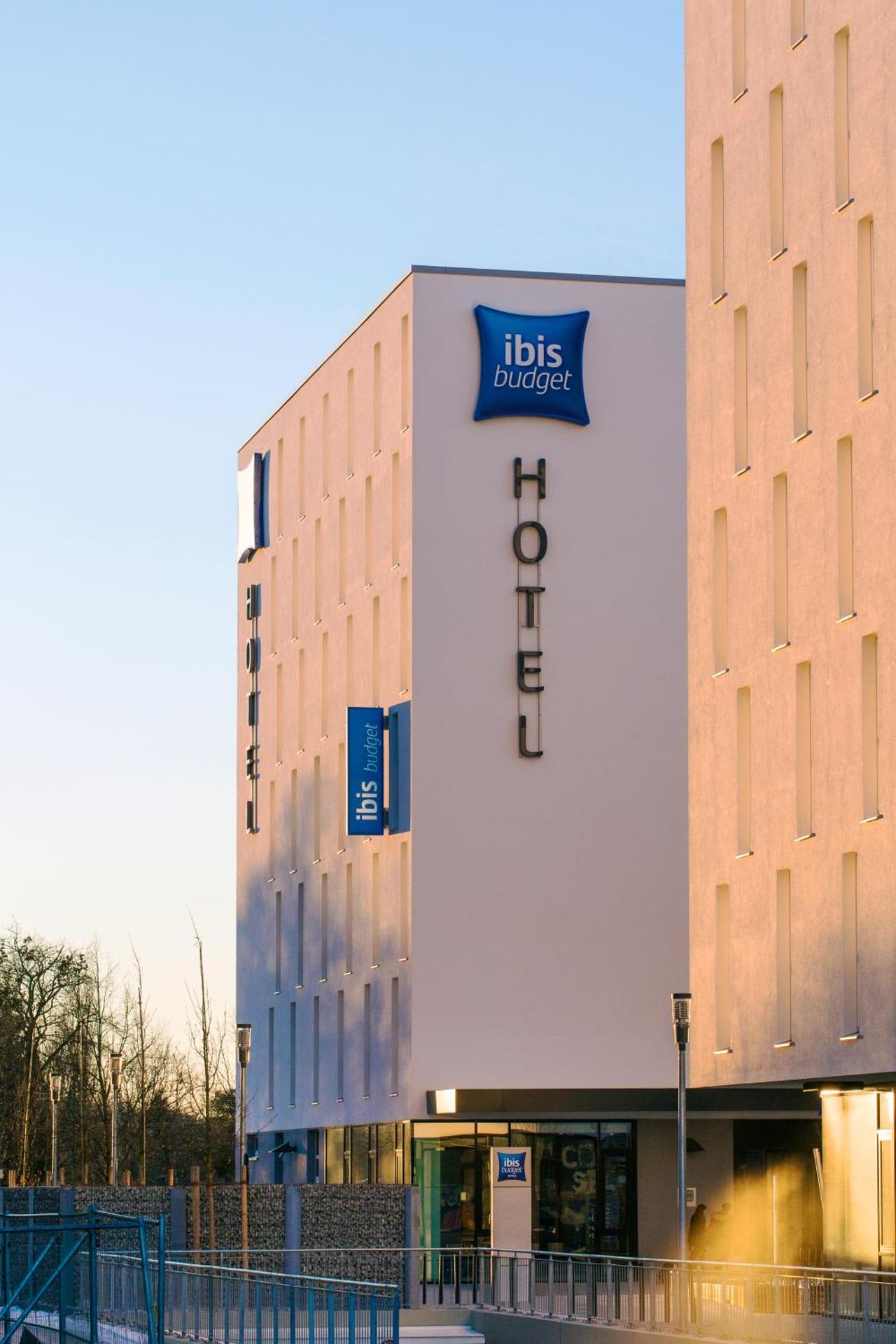 ibis budget Muenchen City Olympiapark - Photo 7