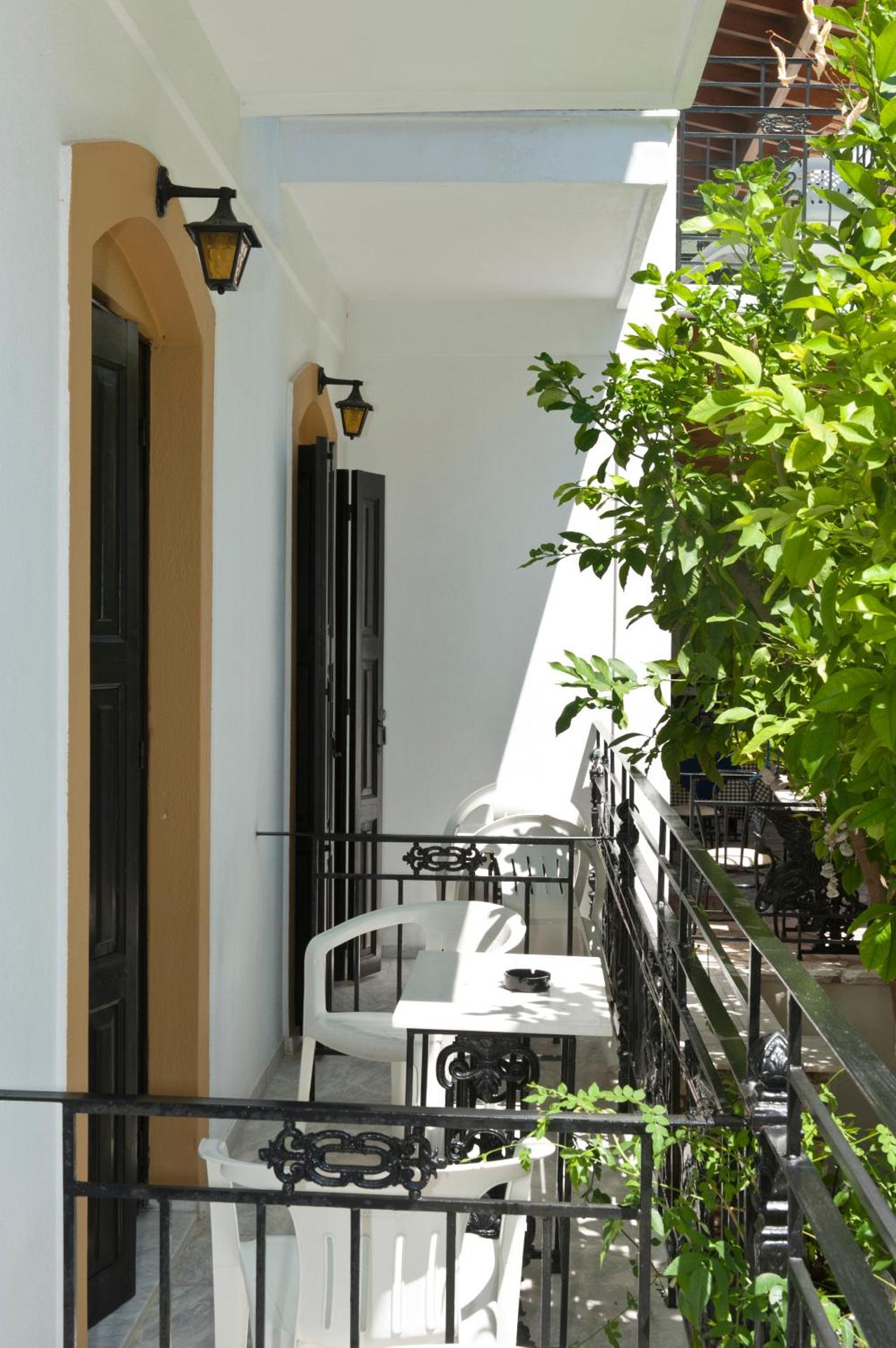 Pegasus Hotel - Photo 3