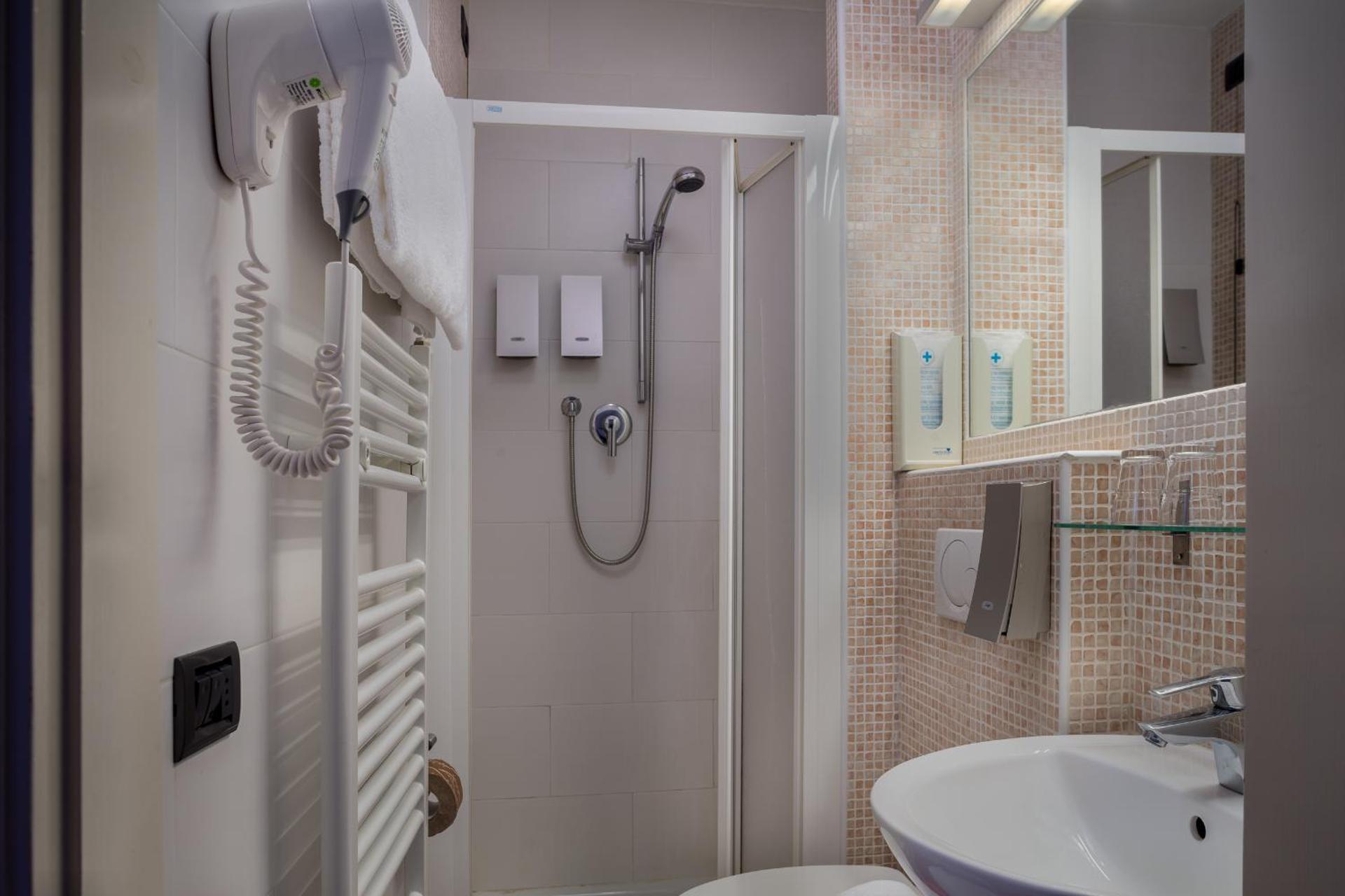 Hotel Kursaal & Ausonia - Photo 13