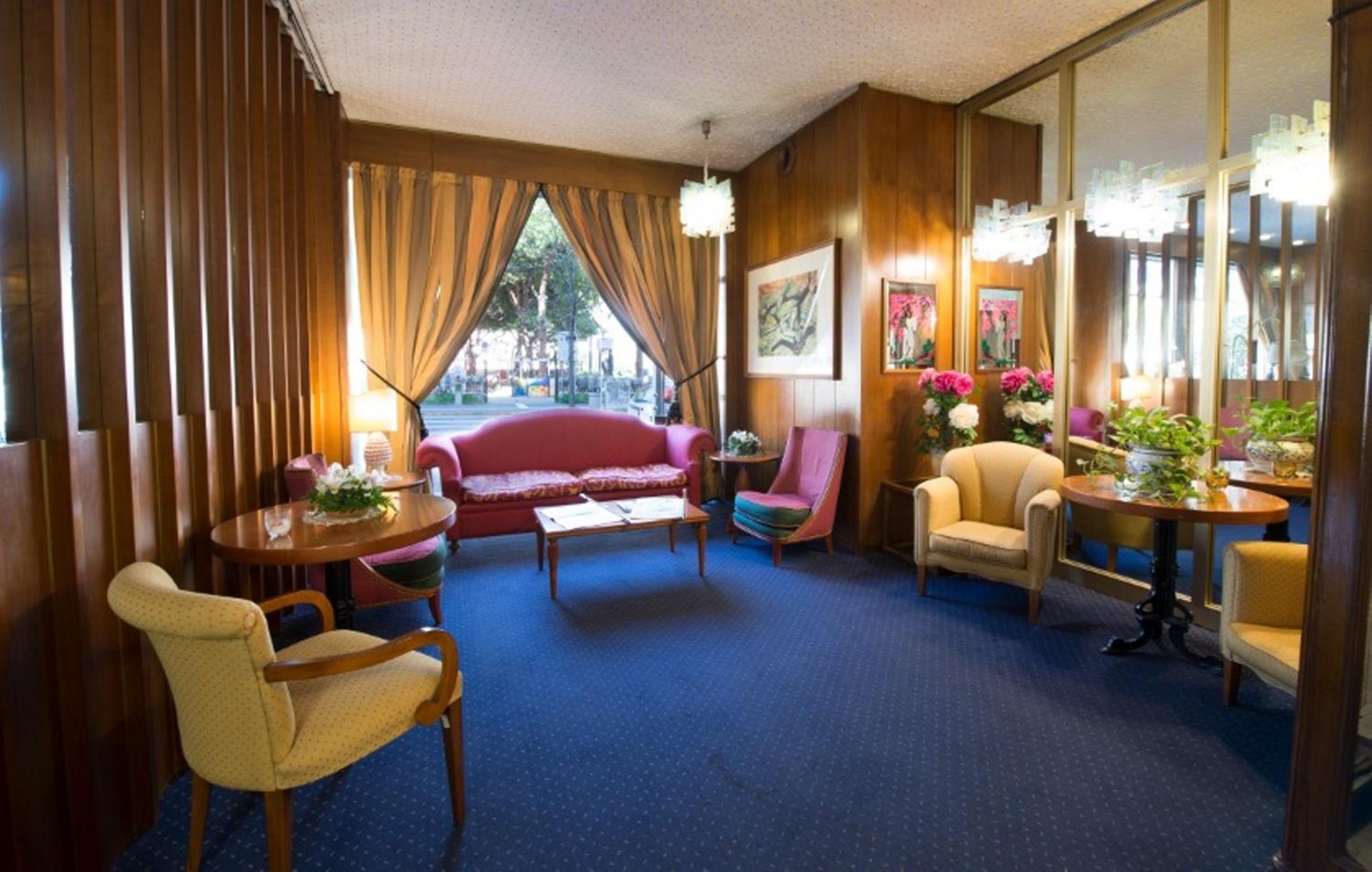 Hotel Royal Palace - Photo 10