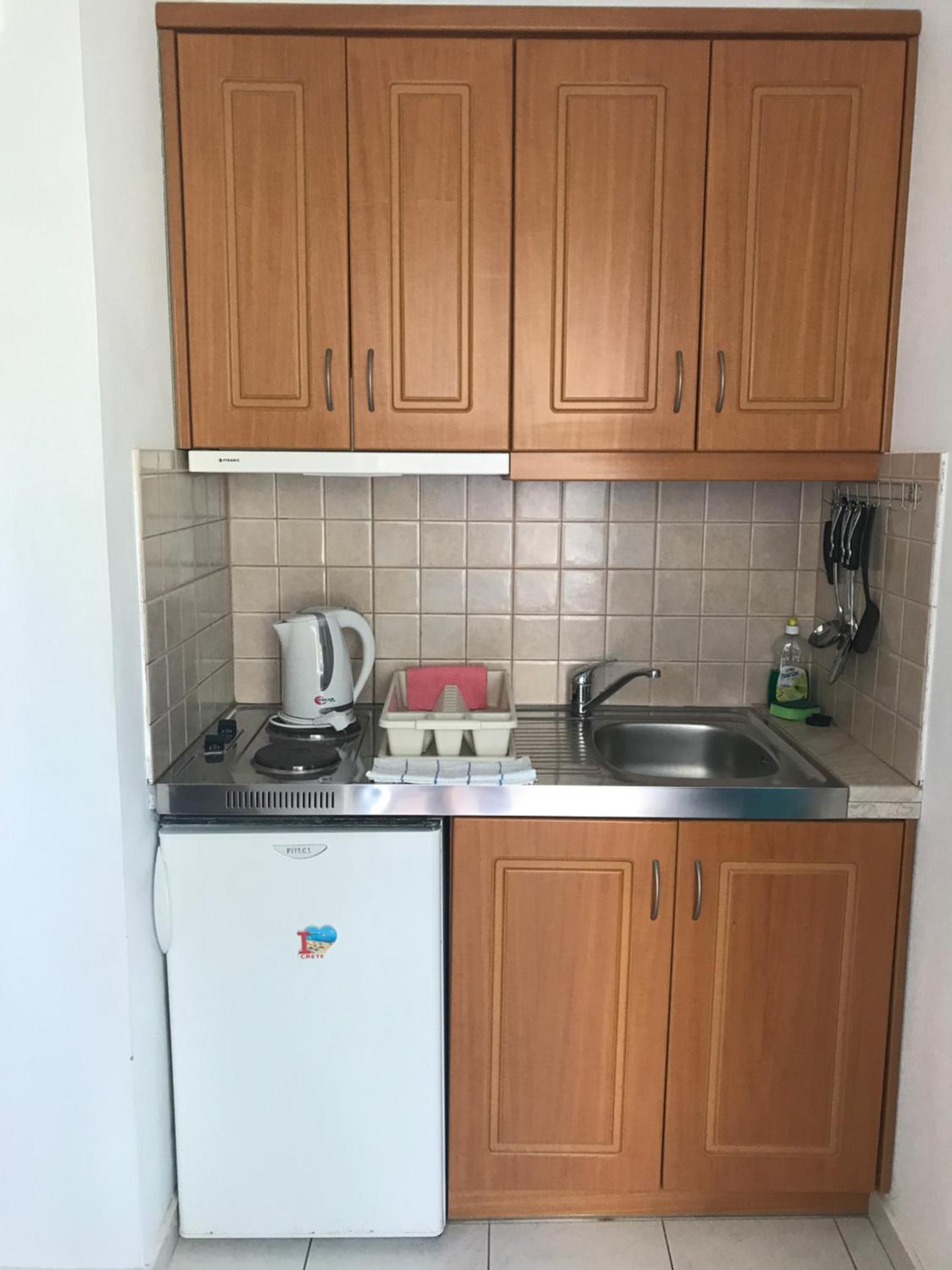 Vrisi Apartments & Villa - Photo 10