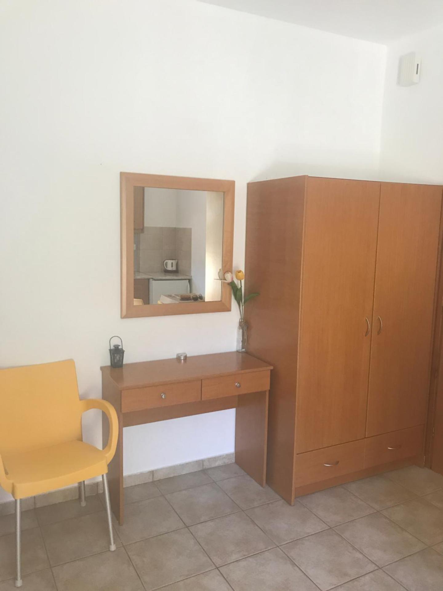Vrisi Apartments & Villa - Photo 9