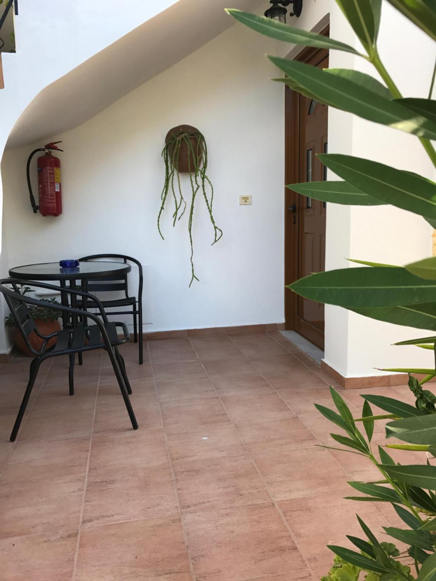 Vrisi Apartments & Villa - Photo 16