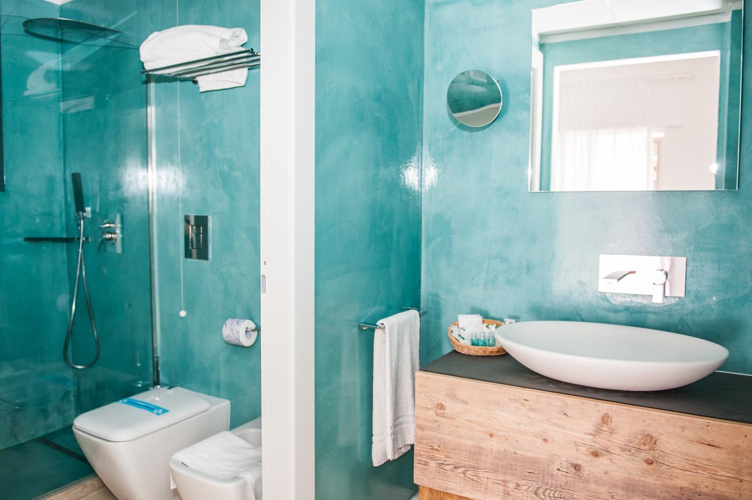 Summit Hotel - Photo 12