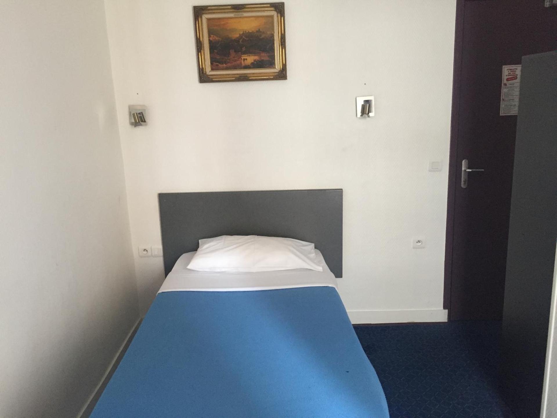 Hotel Chevallier - Photo 31