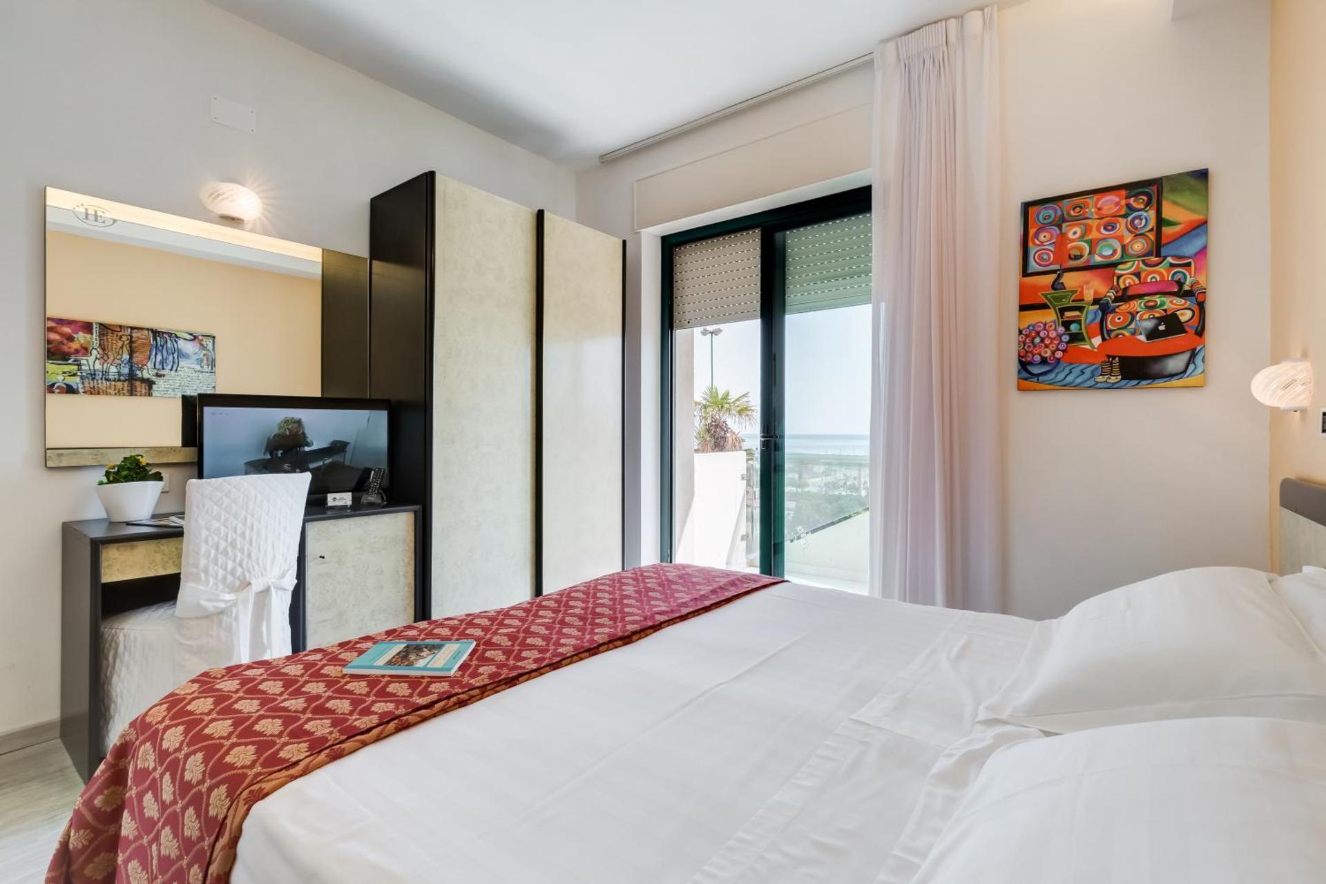 Deluxe Double Room with Balcony and Sea View - Main Photo