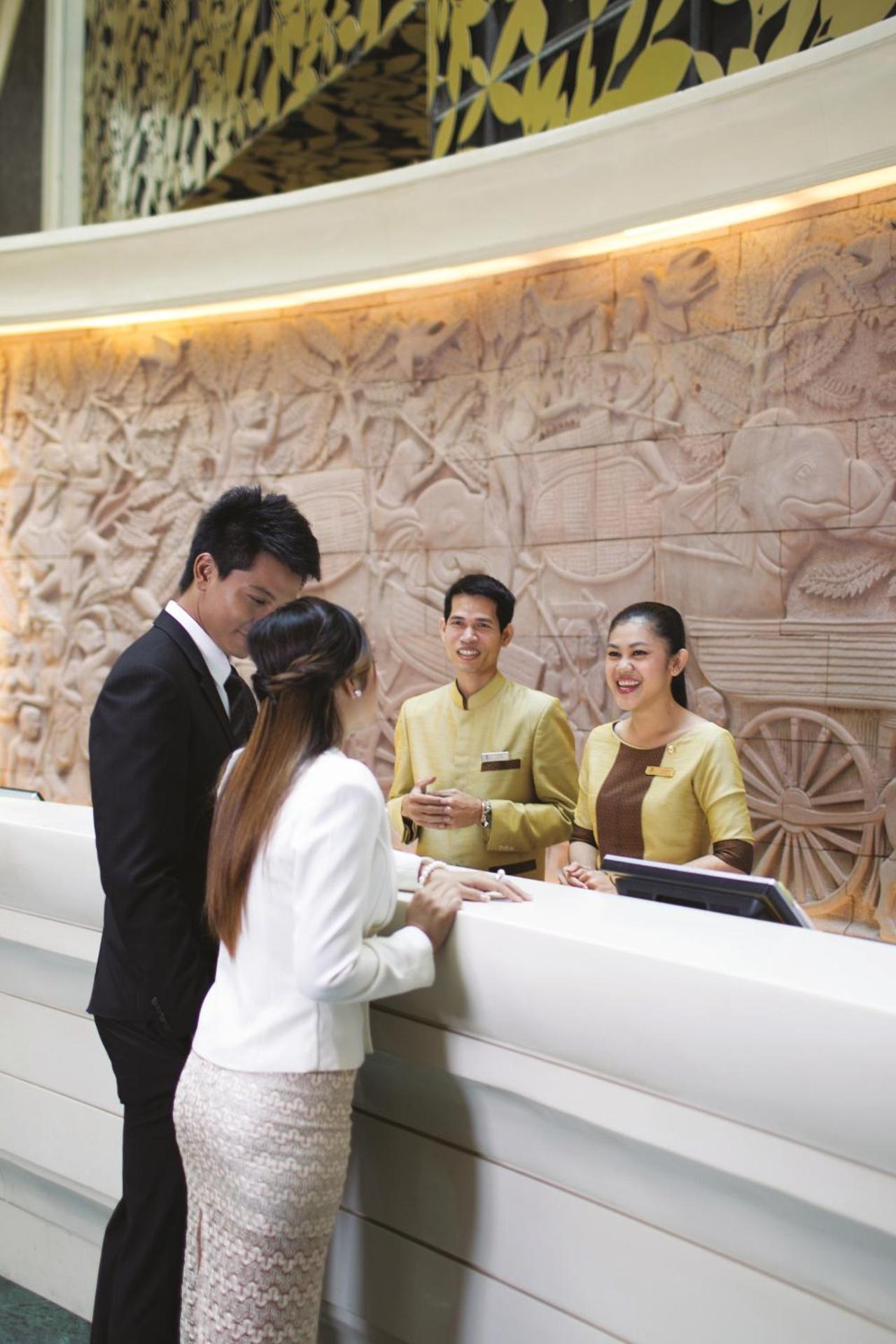 NagaWorld Hotel & Entertainment Complex - Photo 57