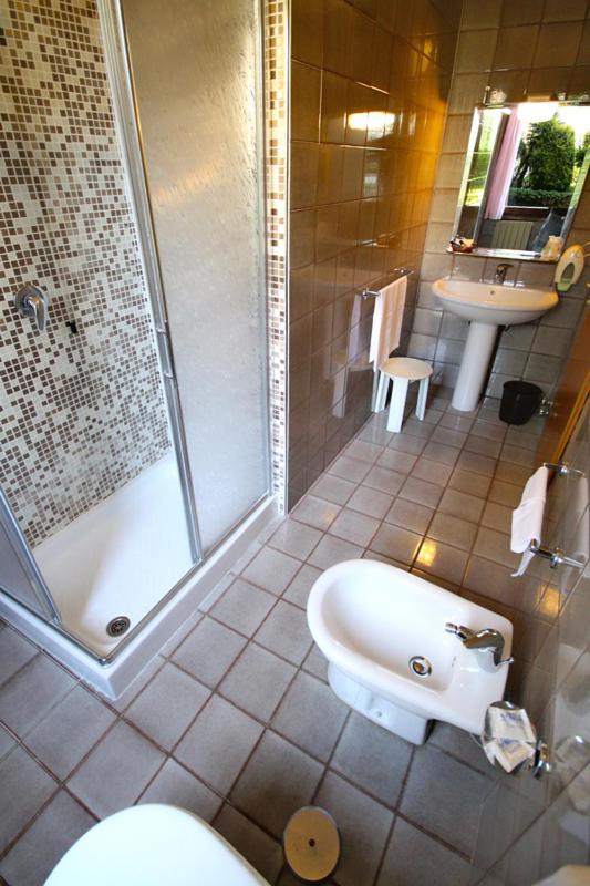 Hotel Kristina - Photo 41