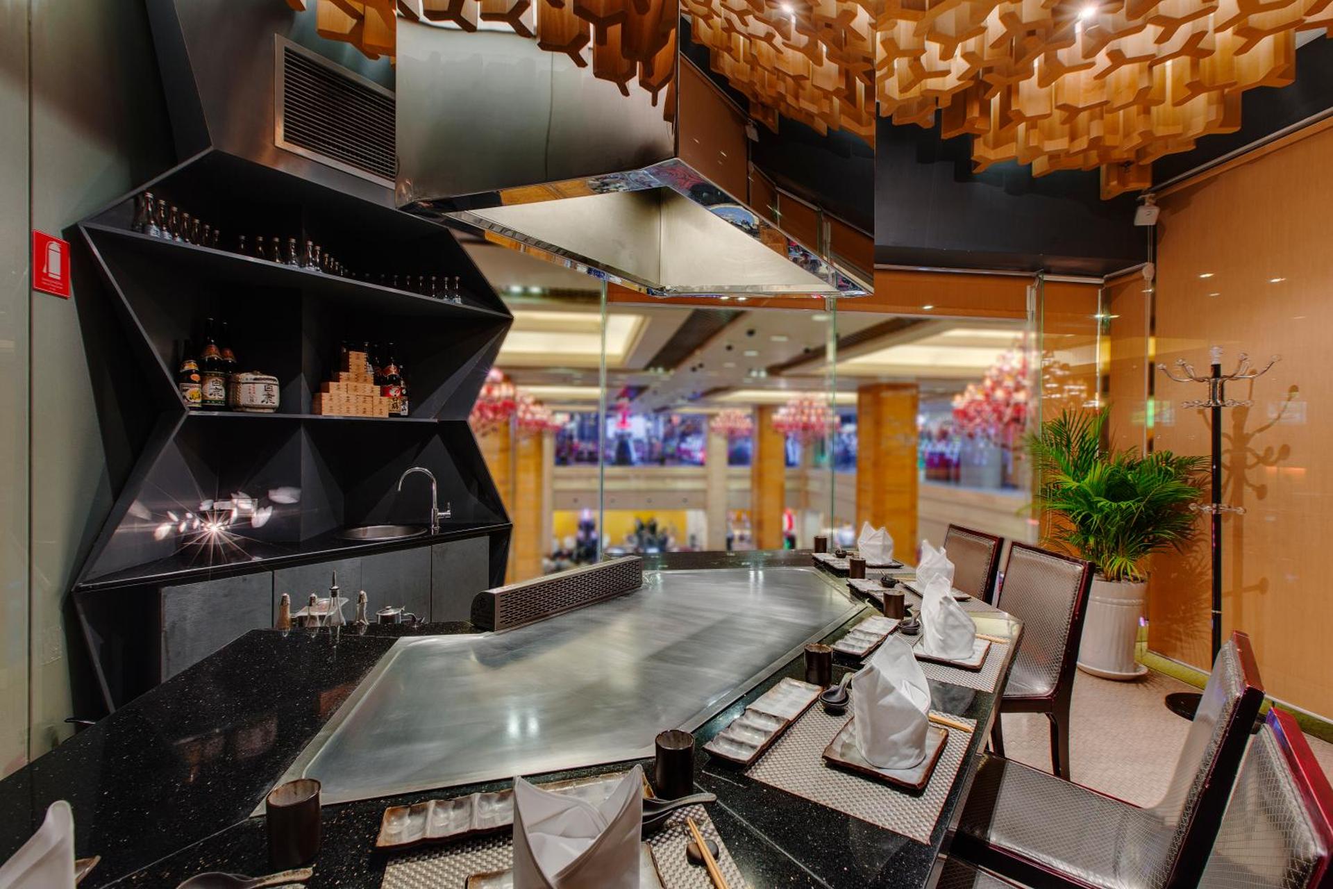 NagaWorld Hotel & Entertainment Complex - Photo 11