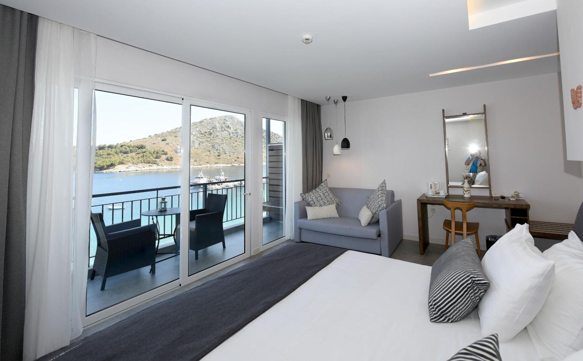 Minoa Hotel - Photo 11