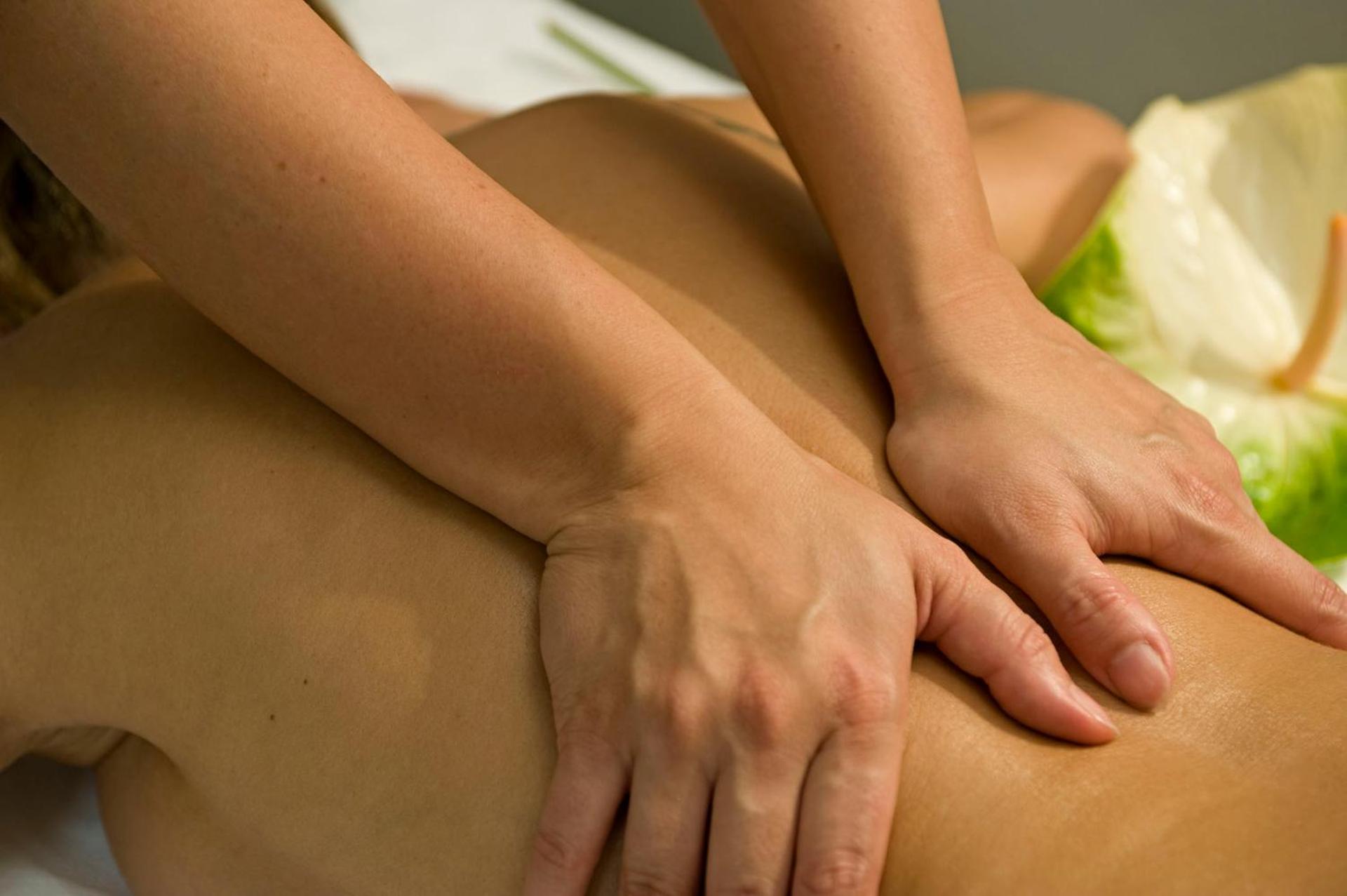 Arli Hotel Business and Wellness - Photo 23