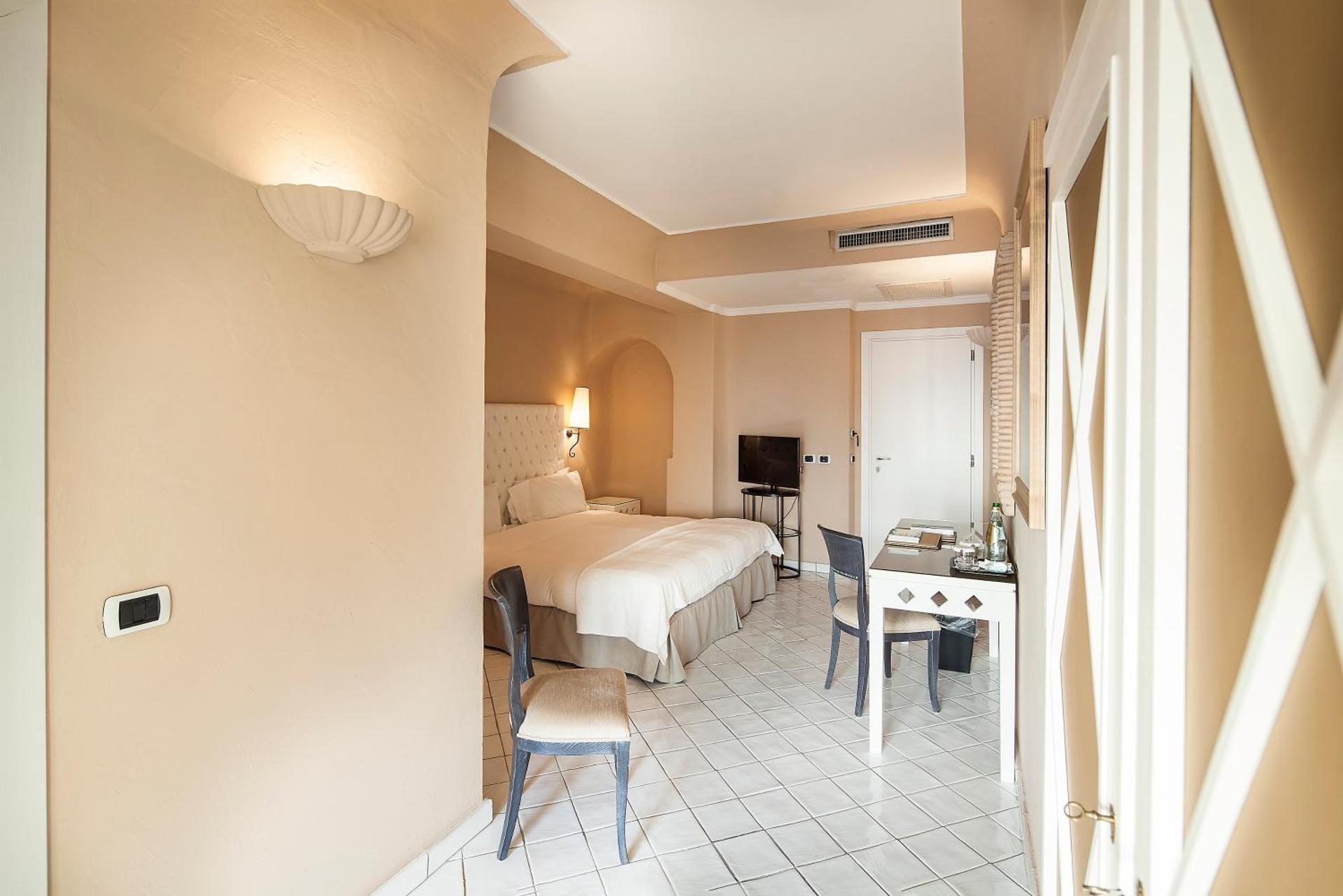 Therasia Resort Sea and SPA - The Leading Hotels of the World - Photo 22