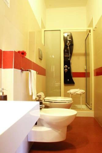 San Max Hotel - Photo 27