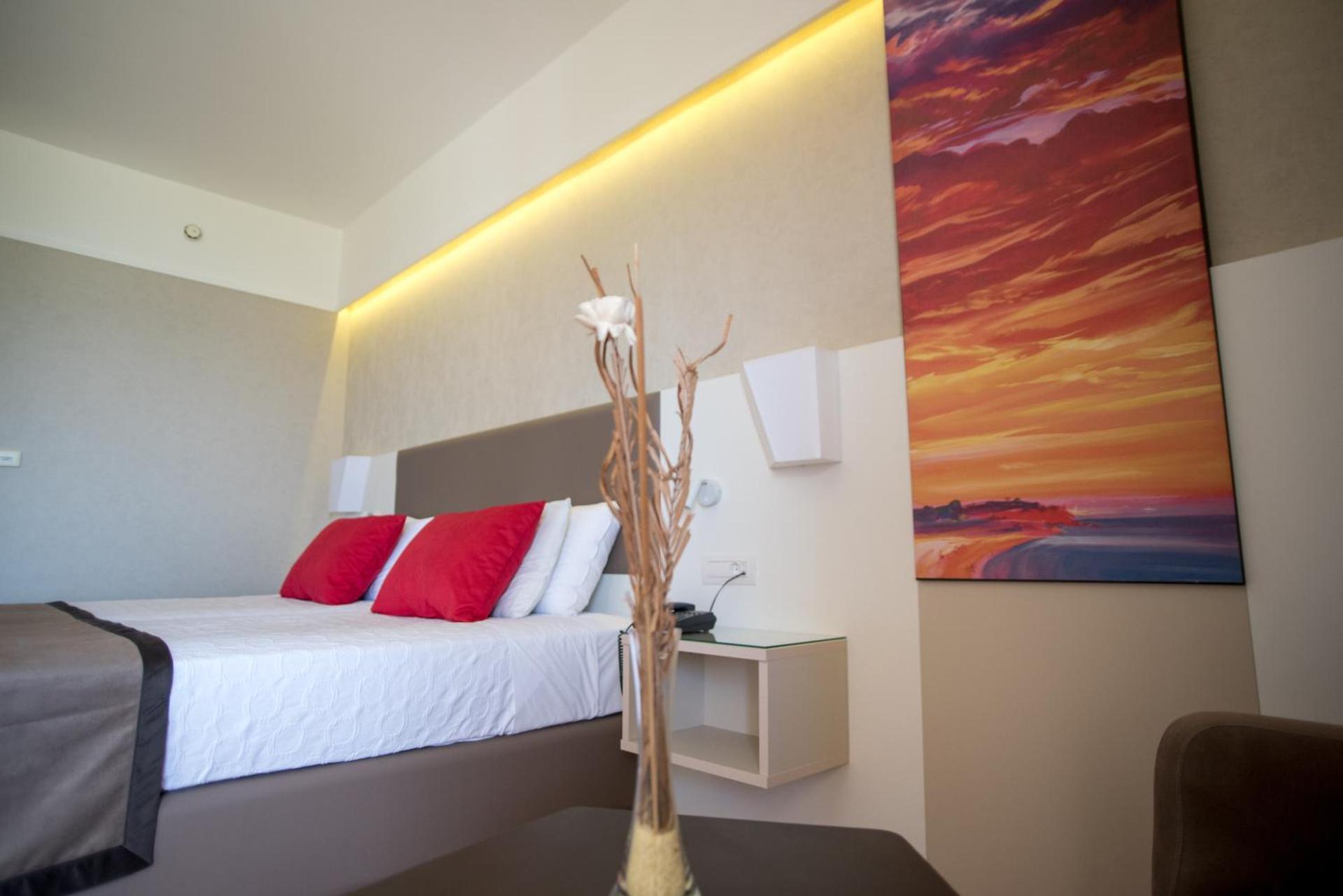 Ramada Plaza by Wyndham Thraki - Photo 27