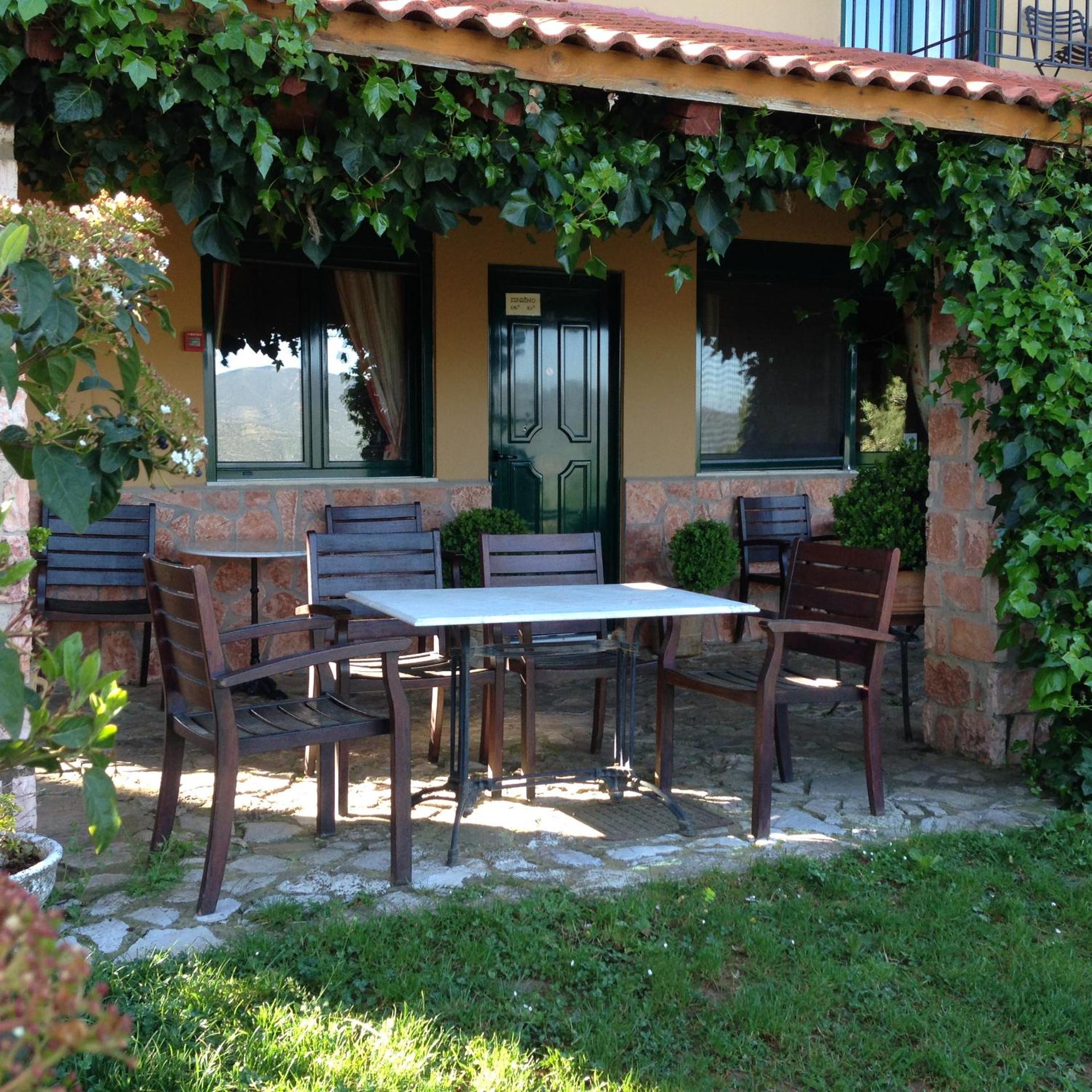 Aphrodite's Inn Kalavrita - Photo 105