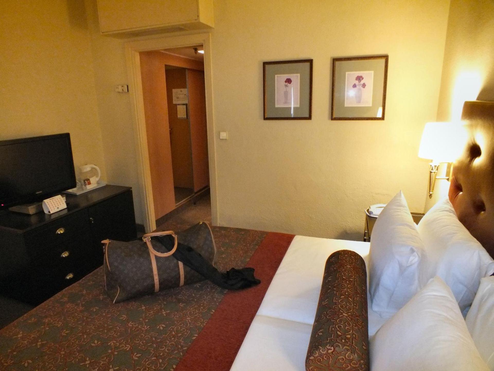 Prima Kings Hotel - Photo 28